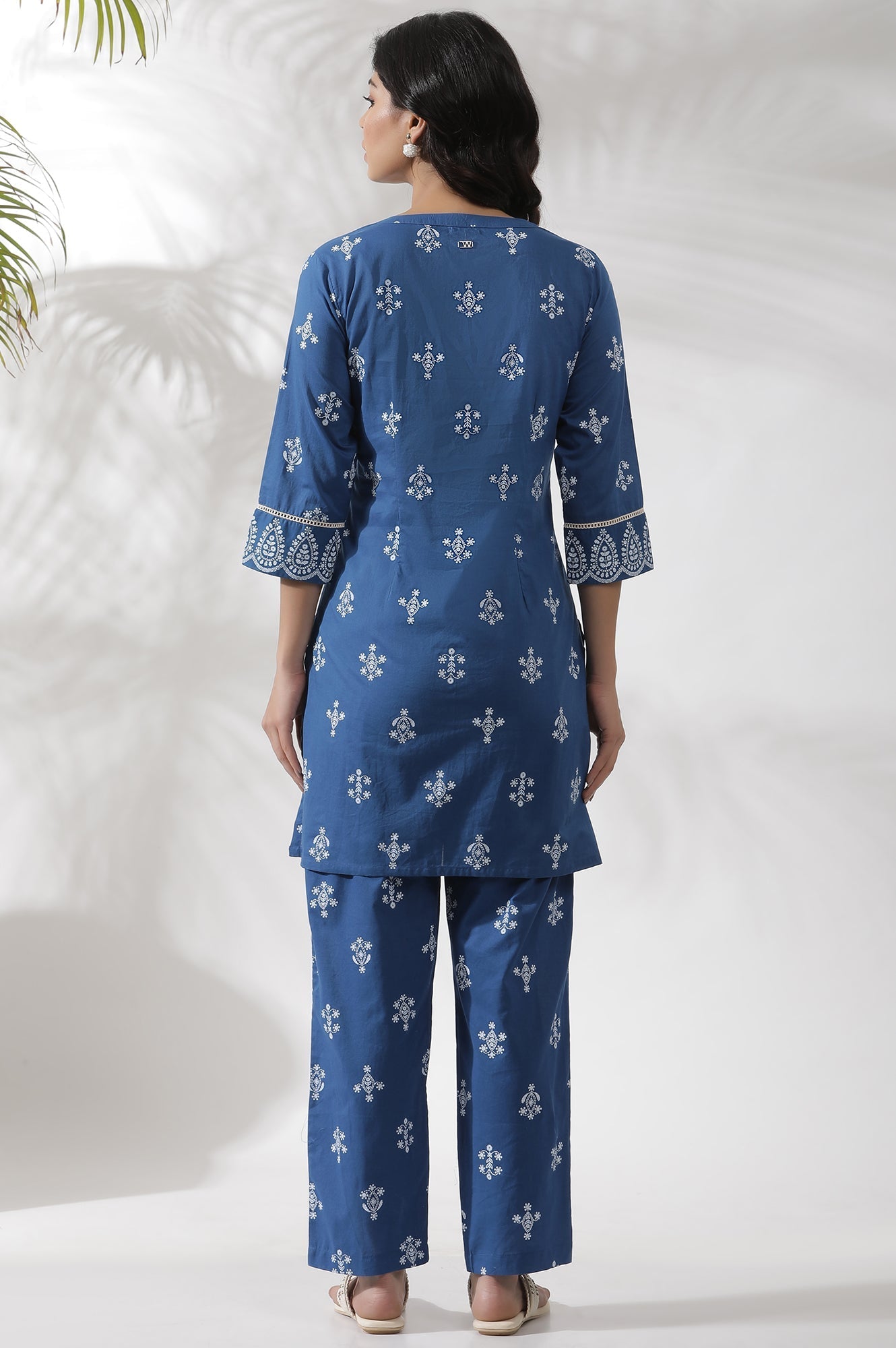 https://cdn.shopify.com/s/files/1/0722/3148/5636/files/24FEWS10823-123670_4.jpg?v=1760599175