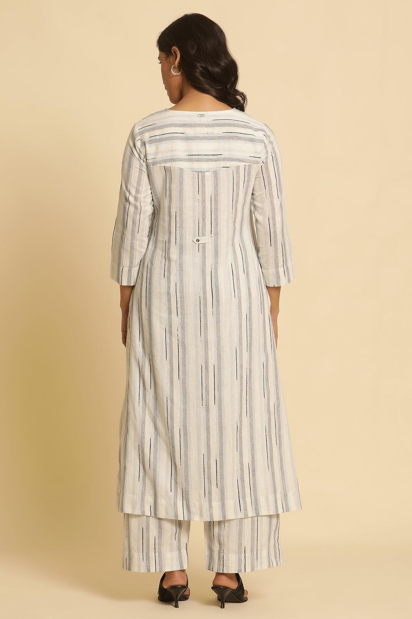 https://cdn.shopify.com/s/files/1/0722/3148/5636/files/24FEWS11084-313886_4_a624d2cd-cebc-4a30-bfa0-fd896716086a.jpg?v=1760606773
