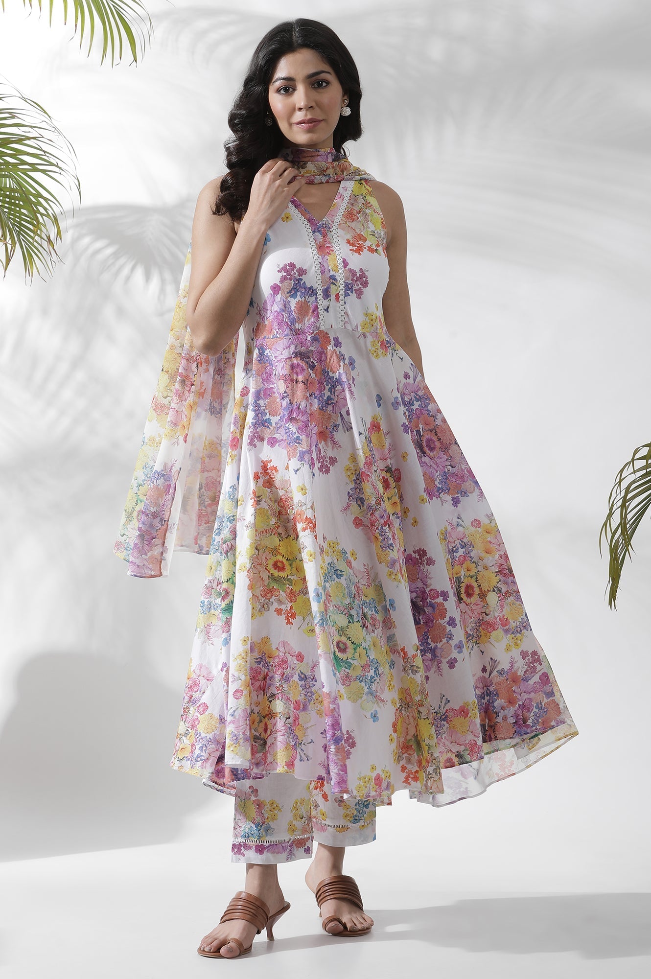 https://cdn.shopify.com/s/files/1/0722/3148/5636/files/24FEWS11249-123571_1_6c8e0921-2f97-480d-8f87-c817ac8c1dd7.jpg?v=1760464564