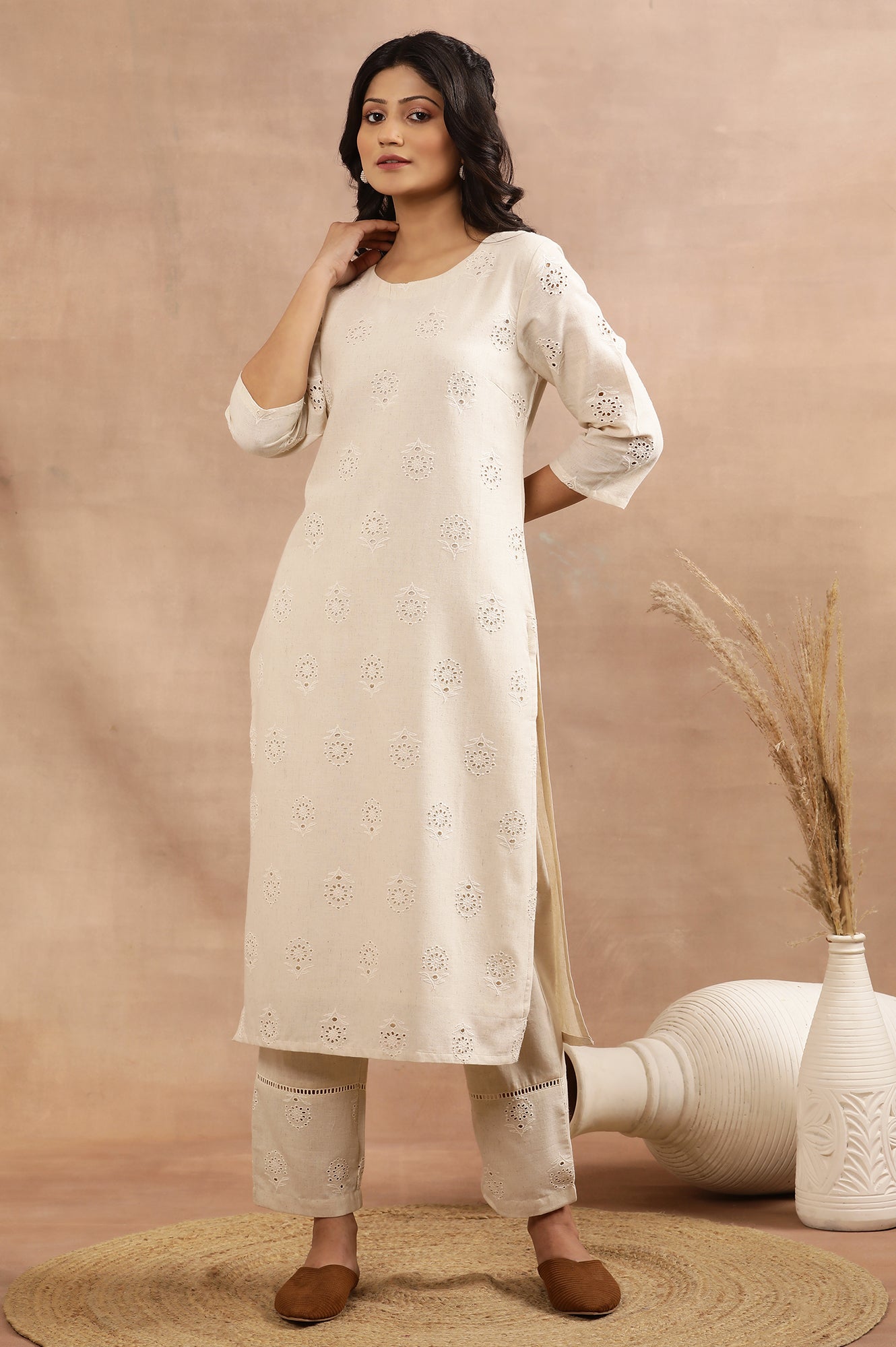 https://cdn.shopify.com/s/files/1/0722/3148/5636/files/24FEWS11358-400378_1.jpg?v=1760597791