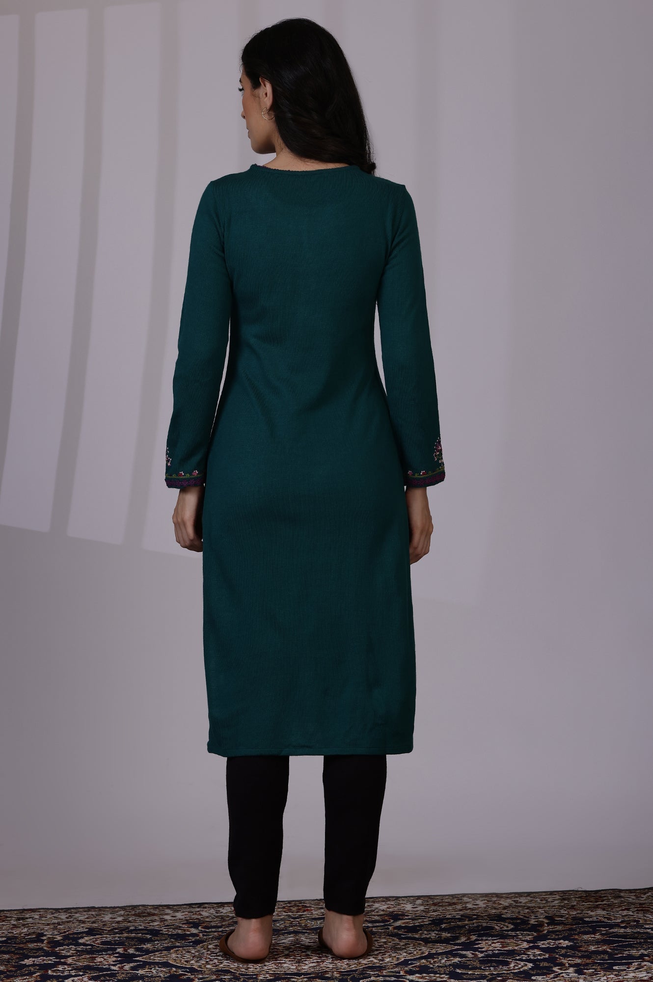 https://cdn.shopify.com/s/files/1/0722/3148/5636/files/24NOW11869-222795_5.jpg?v=1760493693