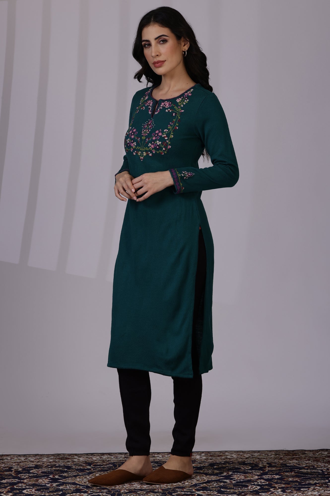 https://cdn.shopify.com/s/files/1/0722/3148/5636/files/24NOW11869-222795_6.jpg?v=1760493693