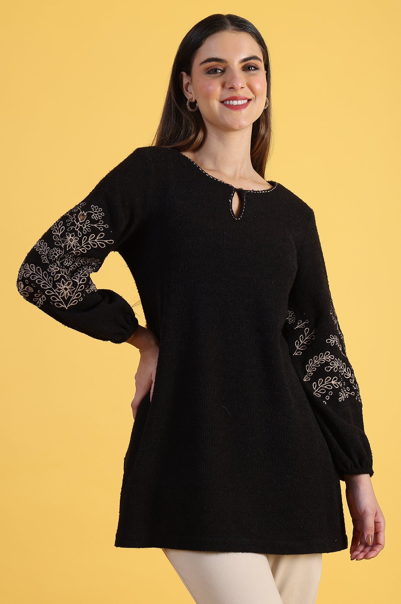 https://cdn.shopify.com/s/files/1/0722/3148/5636/files/24NOW31105-705317_2_5255c679-6a21-4a59-ba32-3652aa12bc90.jpg?v=1760493903