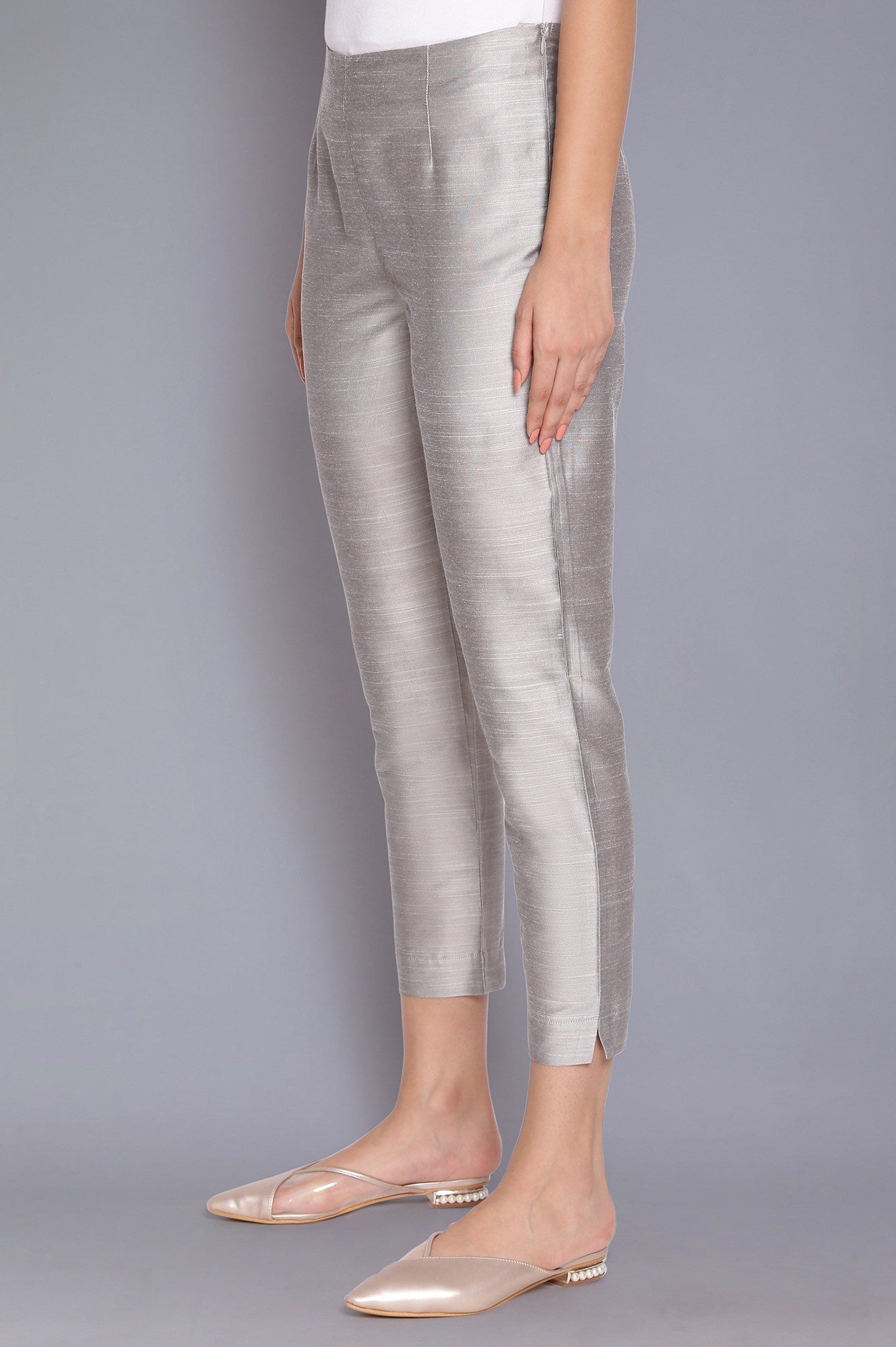 https://cdn.shopify.com/s/files/1/0722/3148/5636/files/24OBW0765-212856_5_14a3a15c-68b2-4a1a-a0e6-26e0879e1d9b.jpg?v=1760482701
