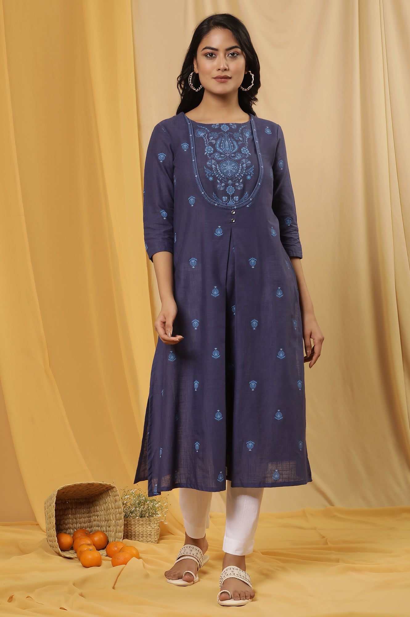 https://cdn.shopify.com/s/files/1/0722/3148/5636/files/24ONWS19272-120846_2_5d62ea8a-88f6-43cf-b82a-b2dcd85e1c40.jpg?v=1760608524