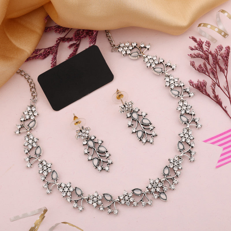 Tehzeeb Creations Silver Pleated White Diamond With White Beads Necklace Set - Distacart