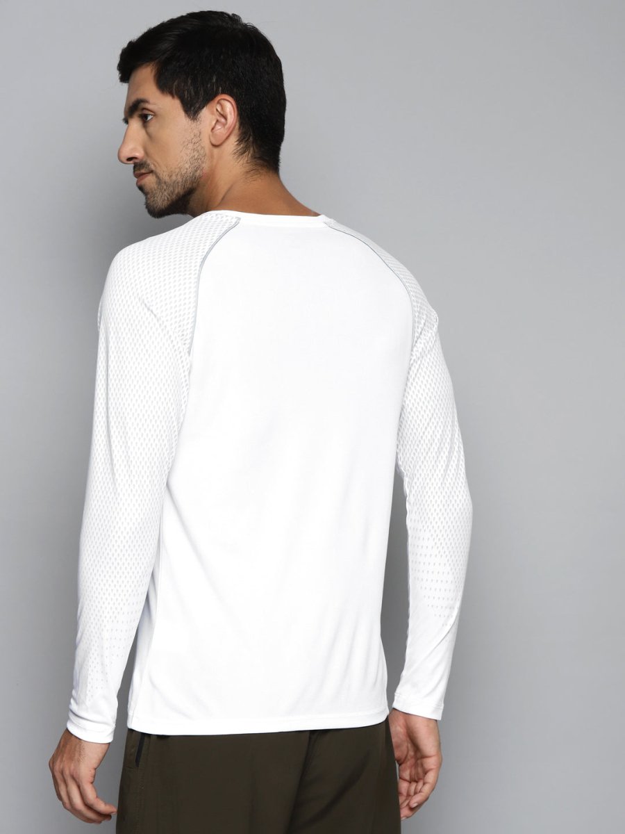 Alcis Men White Slim Fit Running T-shirt - Distacart