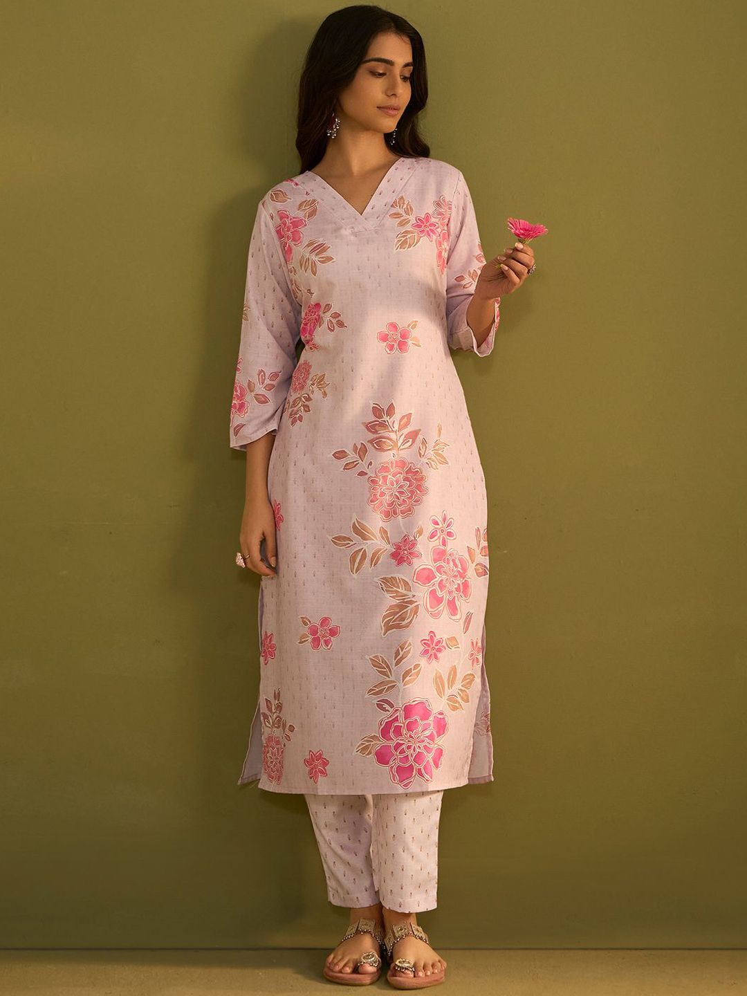 Indo Era Women Floral Printed Regular Kurta with Trousers