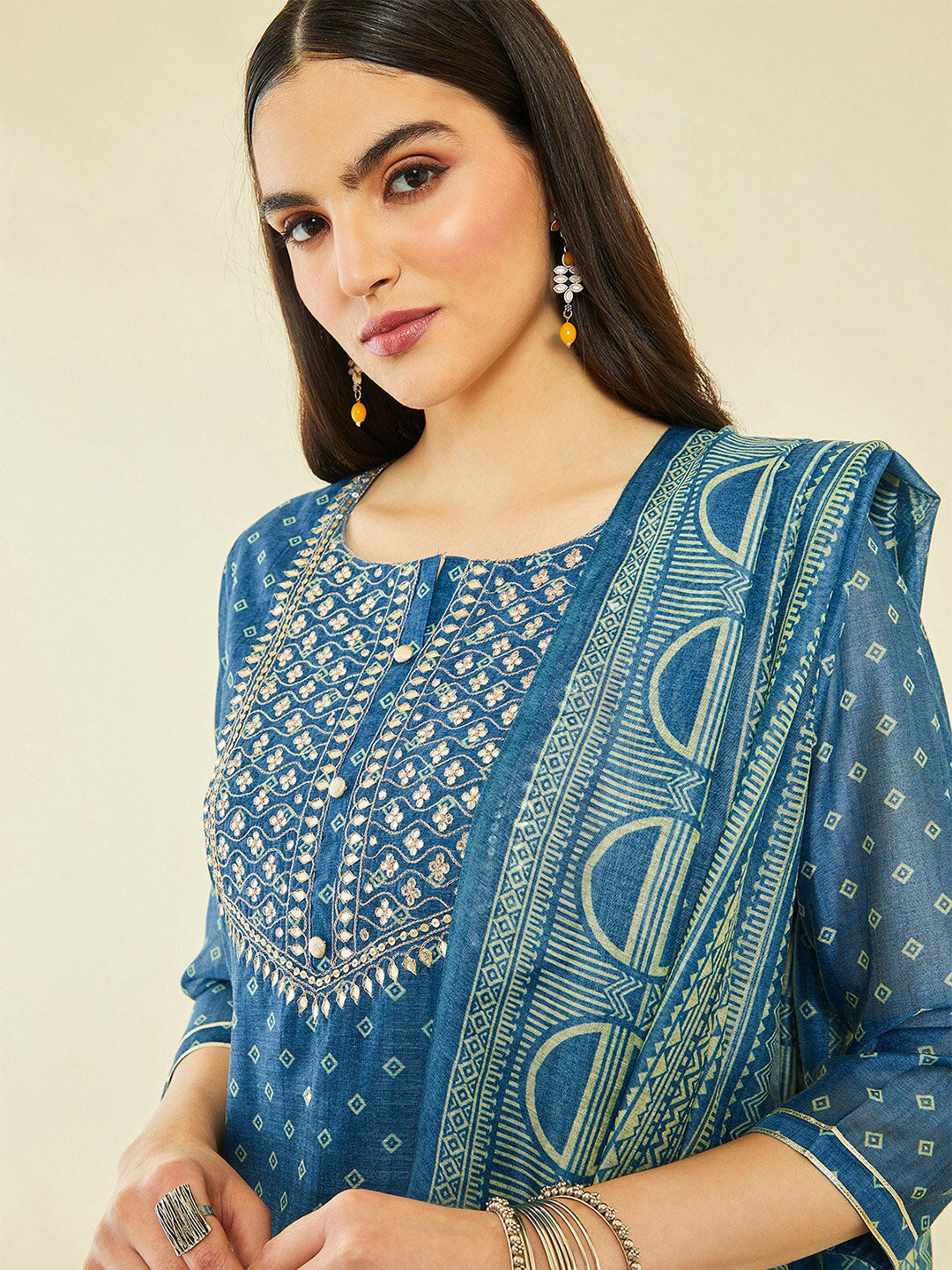 Soch Bandhani Printed Regular Gotta Patti Kurta with Trousers & Dupatta - Distacart