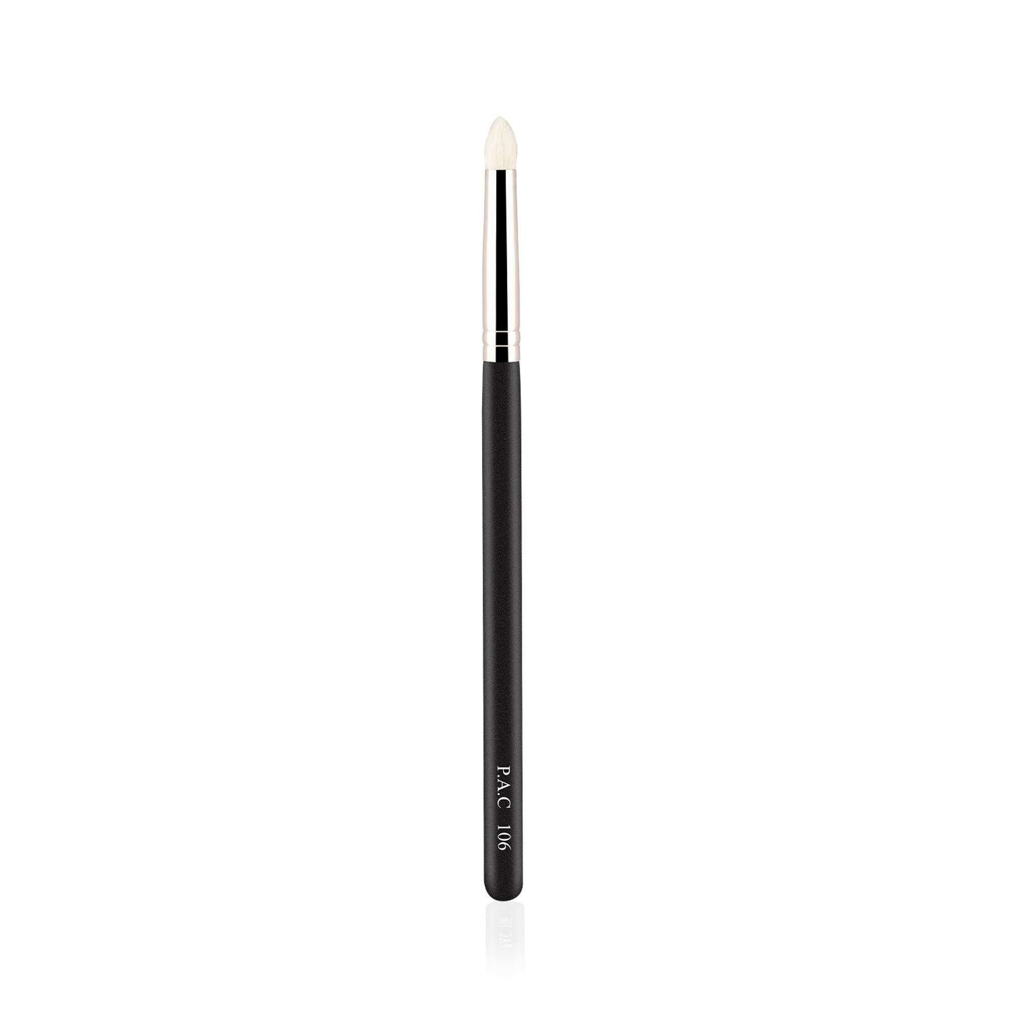 PAC Eyeshadow Brush - 106