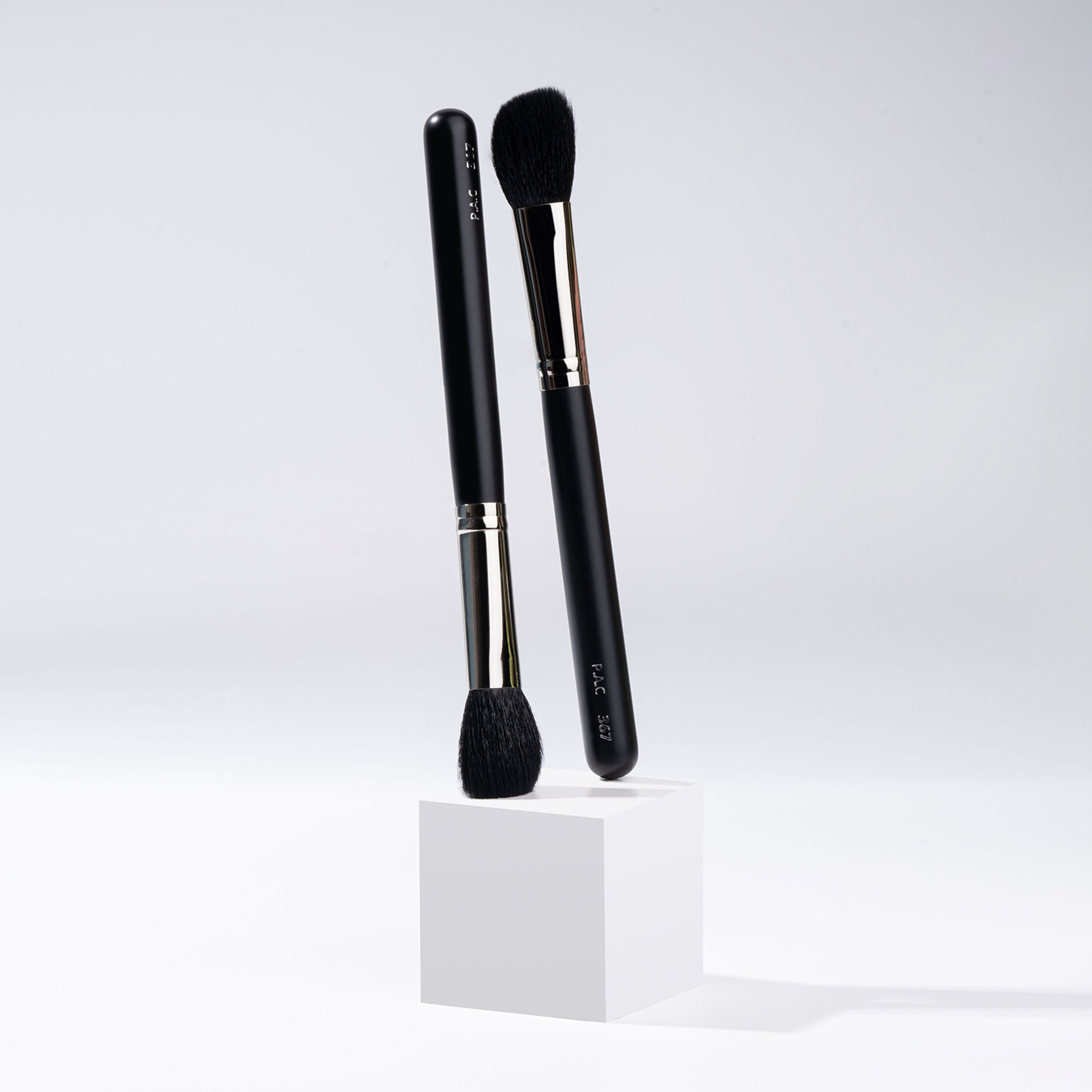 PAC Studio Contouring Brush - 367 - Distacart