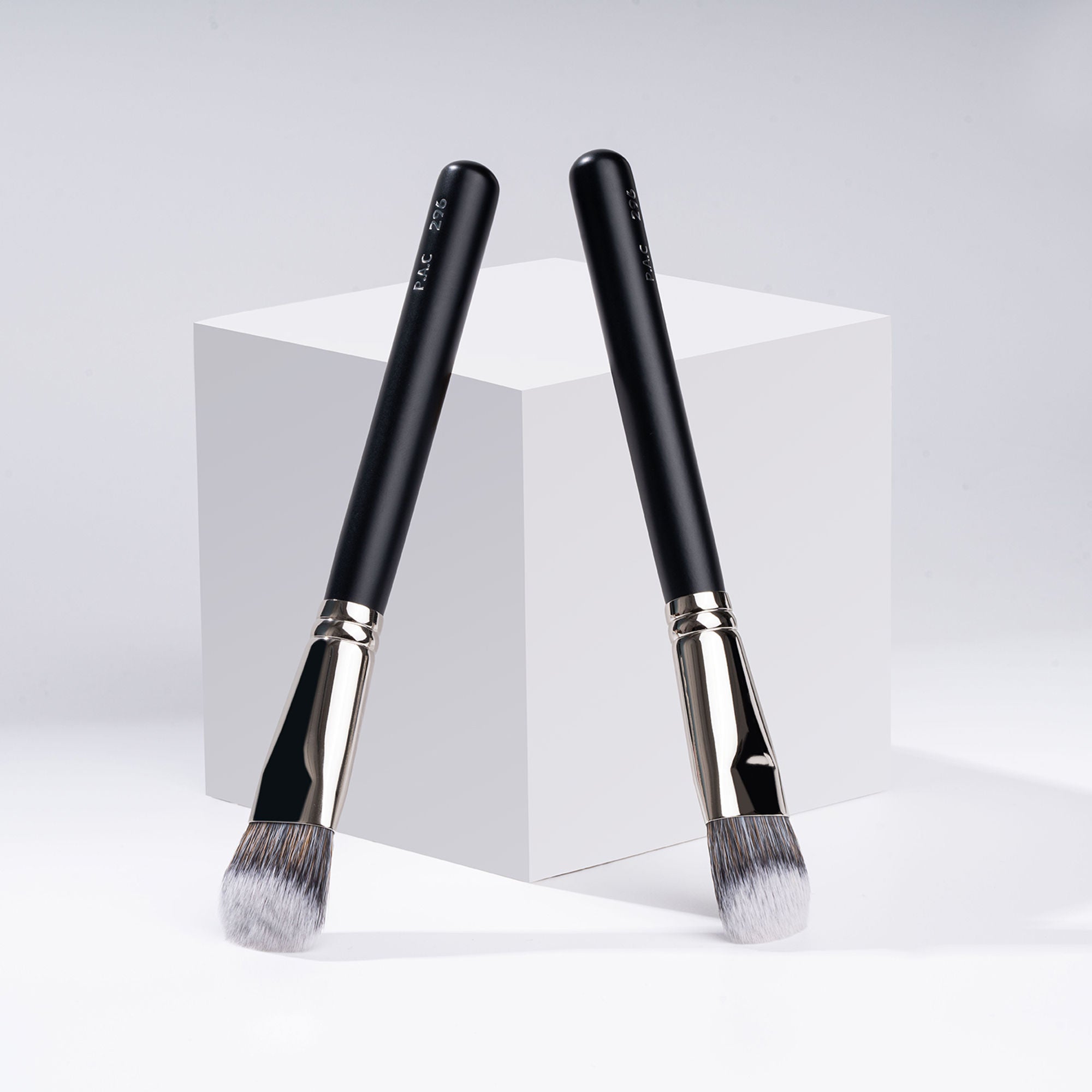 PAC Studio Blending Foundation Brush - 296 - Distacart