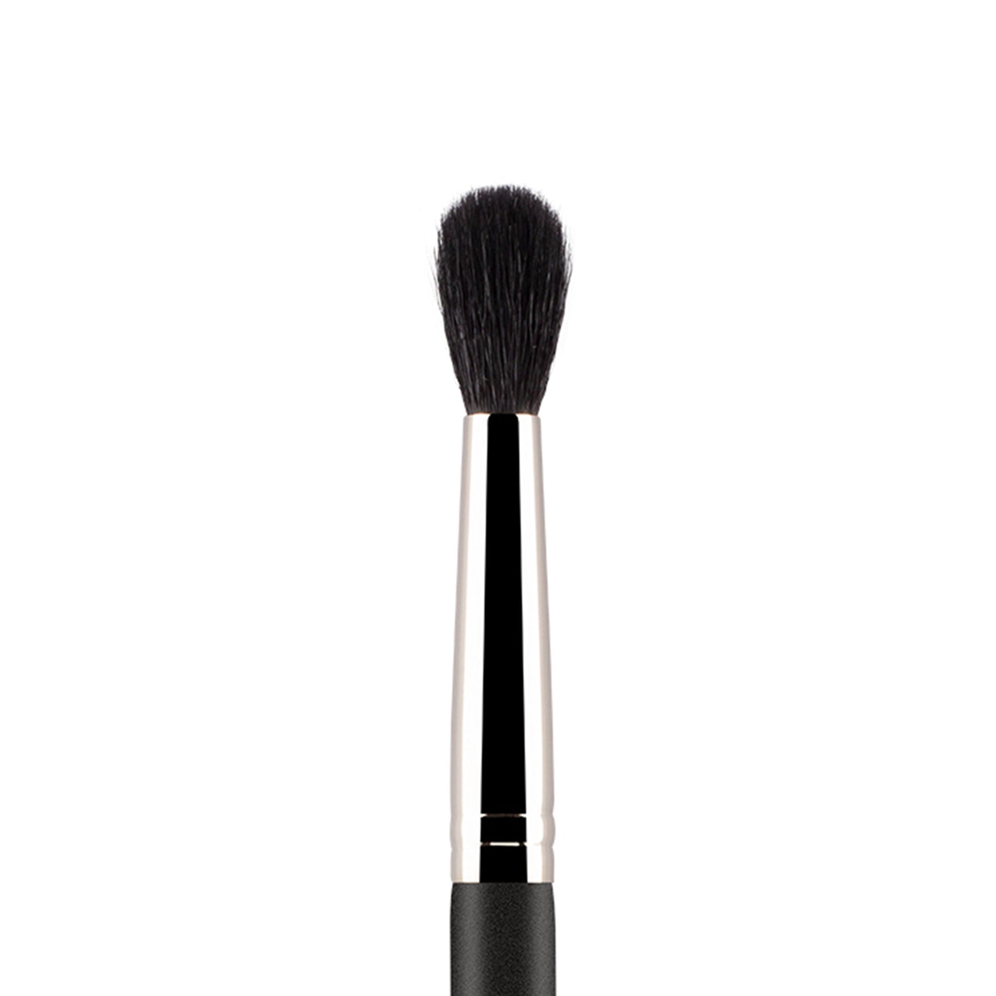 PAC Studio Eyeshadow Brush - 104 - Distacart
