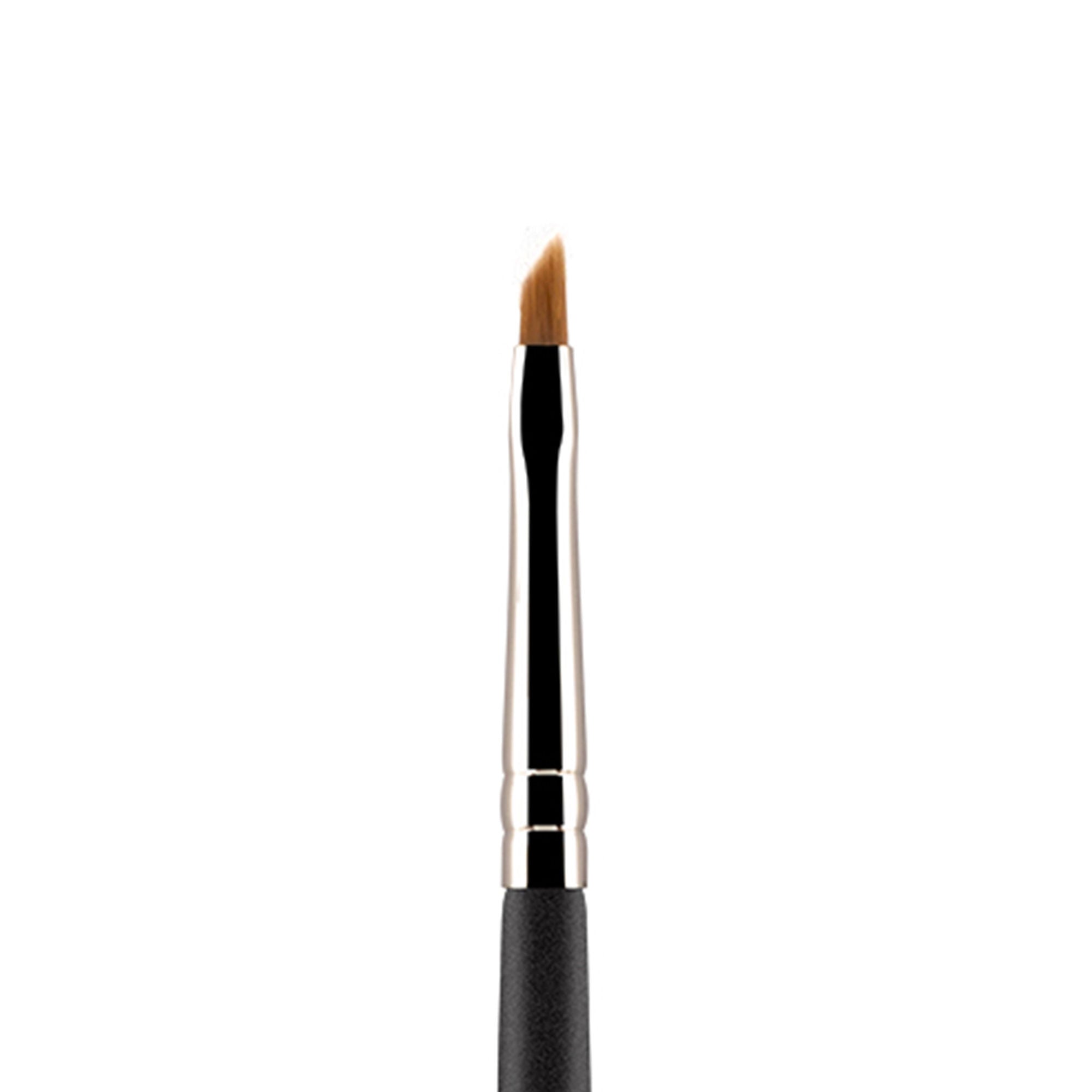 PAC Studio Eyeliner Brush - 121 - Distacart