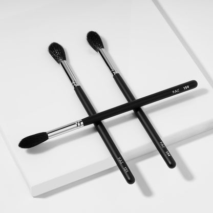 PAC Studio Highlighter Brush 154 - Distacart