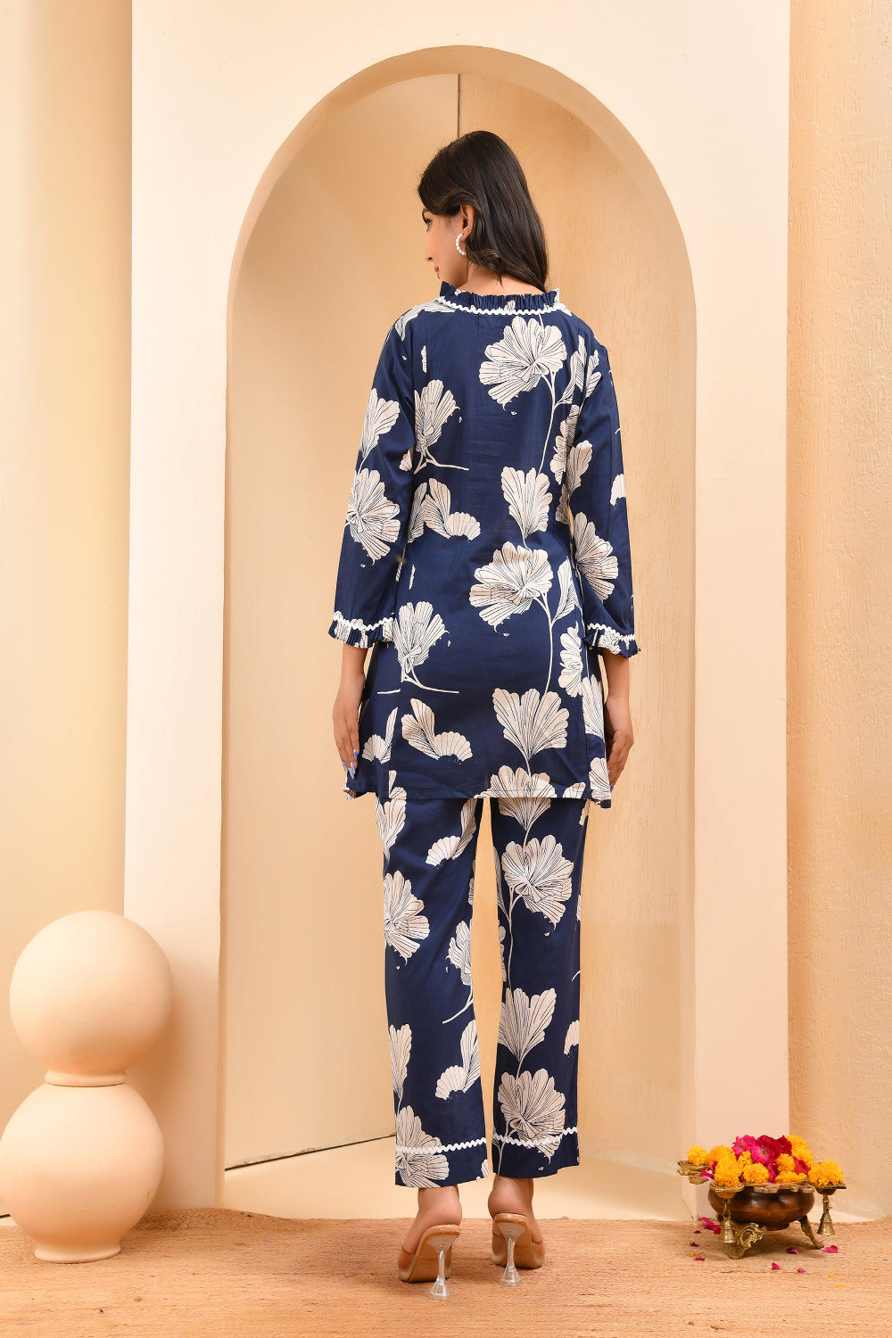 Vaasva Women Navy Pleated Cotton Printed Cord Set With Lace