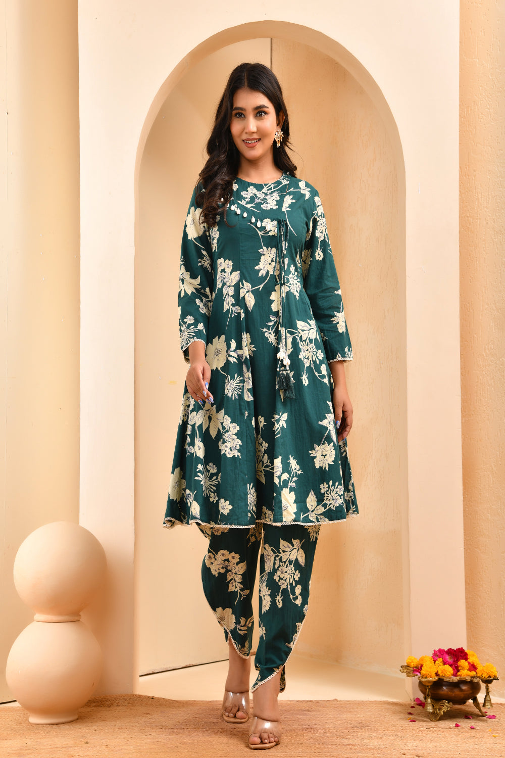 Vaasva Women Green Short Anarkali Kurta With Printed Pants - Distacart