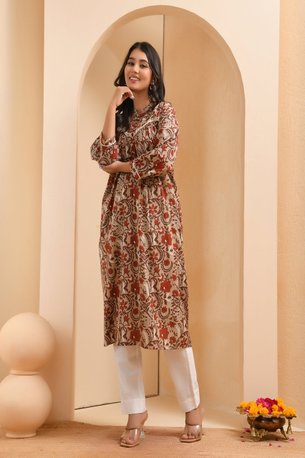Vaasva Women Ajrakh Printed Kurta Pant Set