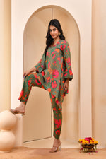 Thumbnail for Vaasva Women Floral Printed Kurta Pant Set