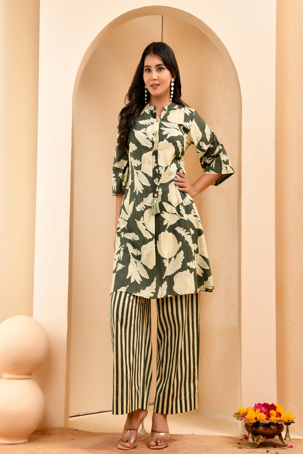 Vaasva Women Floral Aline Printed Cord Set