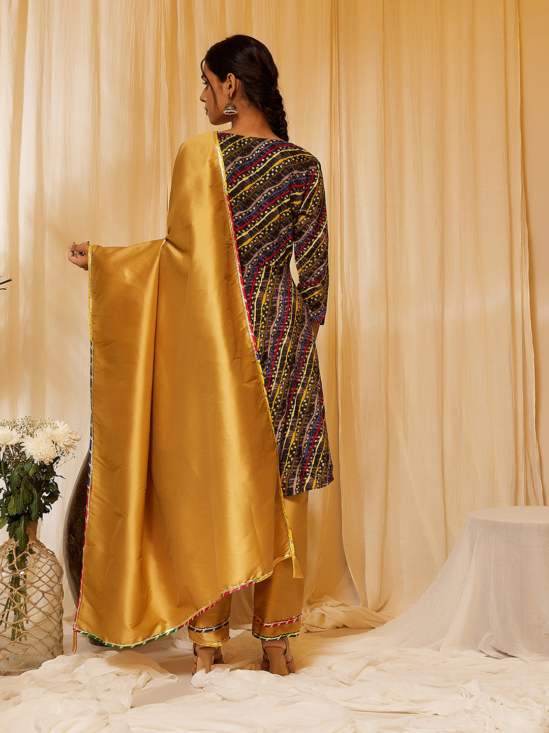 InWeave Charcoal Black Leheriya Silk Set - Distacart