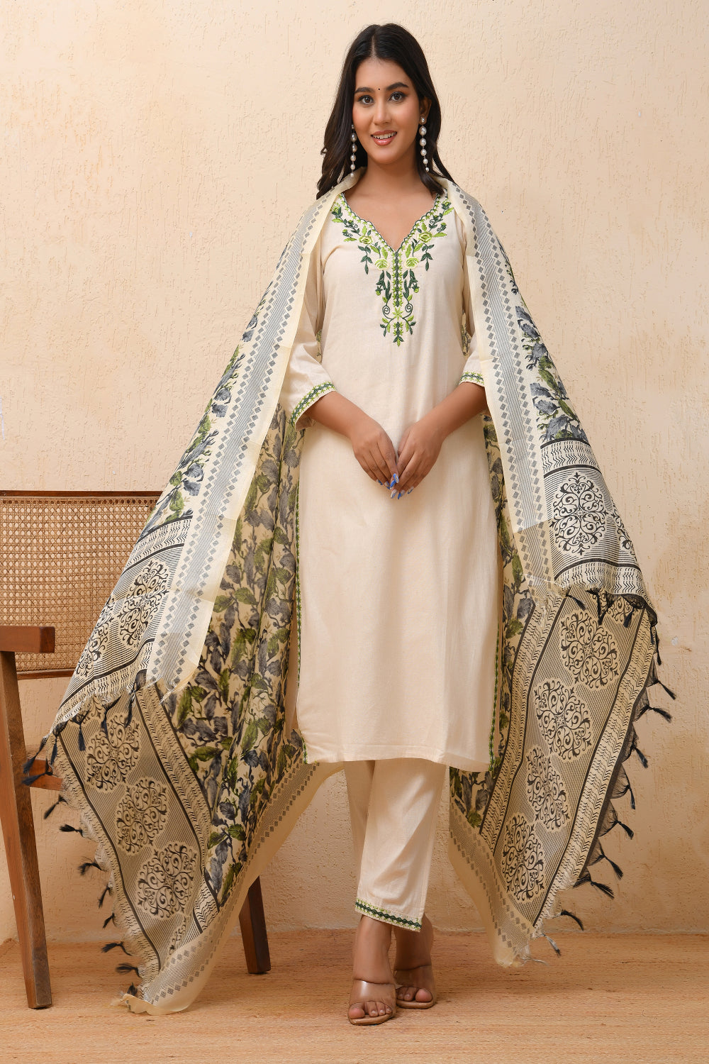 Vaasva Women Cream Embroidered Suit Set