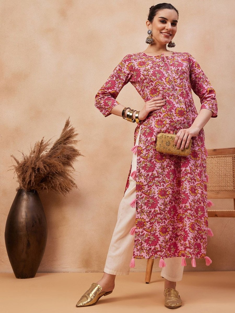 Anouk Floral Printed Round Neck Pure Cotton Straight Kurta
