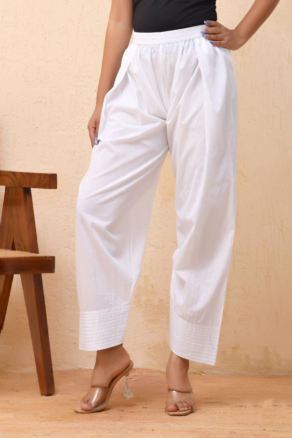 Vaasva Women White Solid Farshi Pant