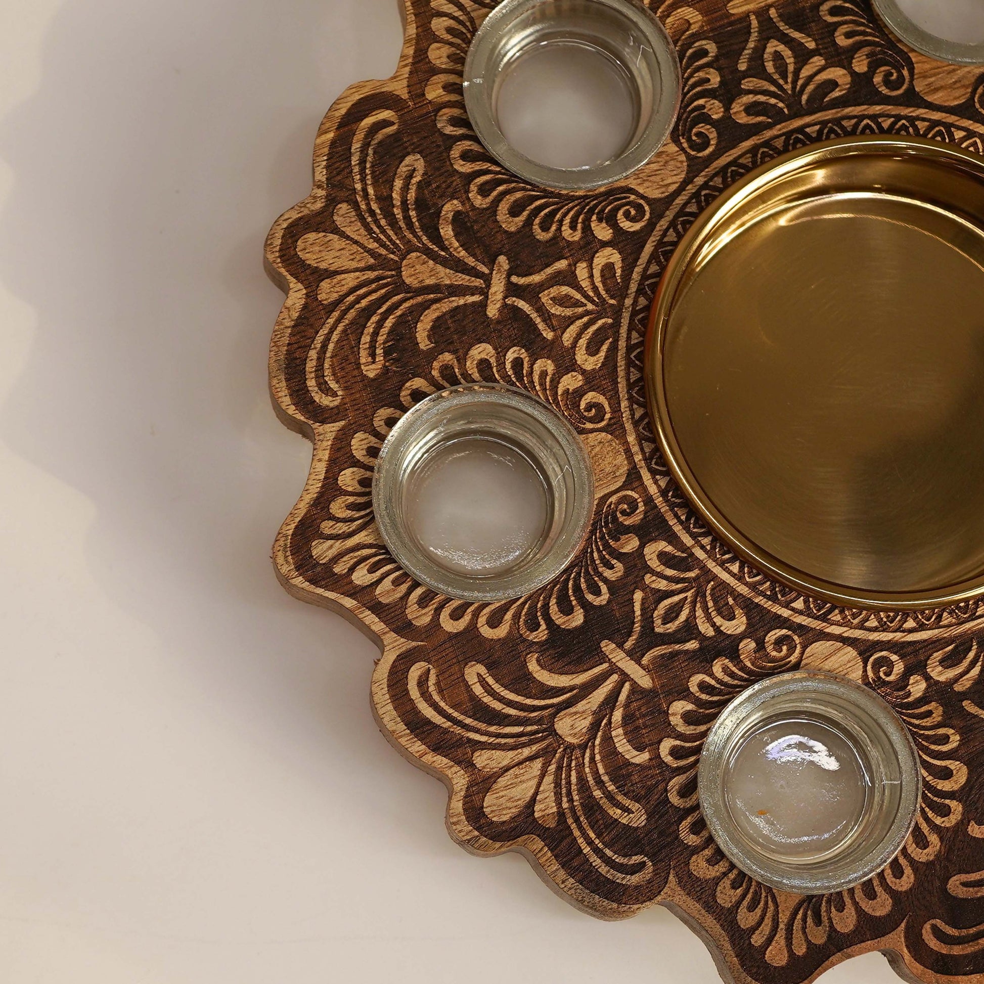 mandala wooden urli with tealights brown