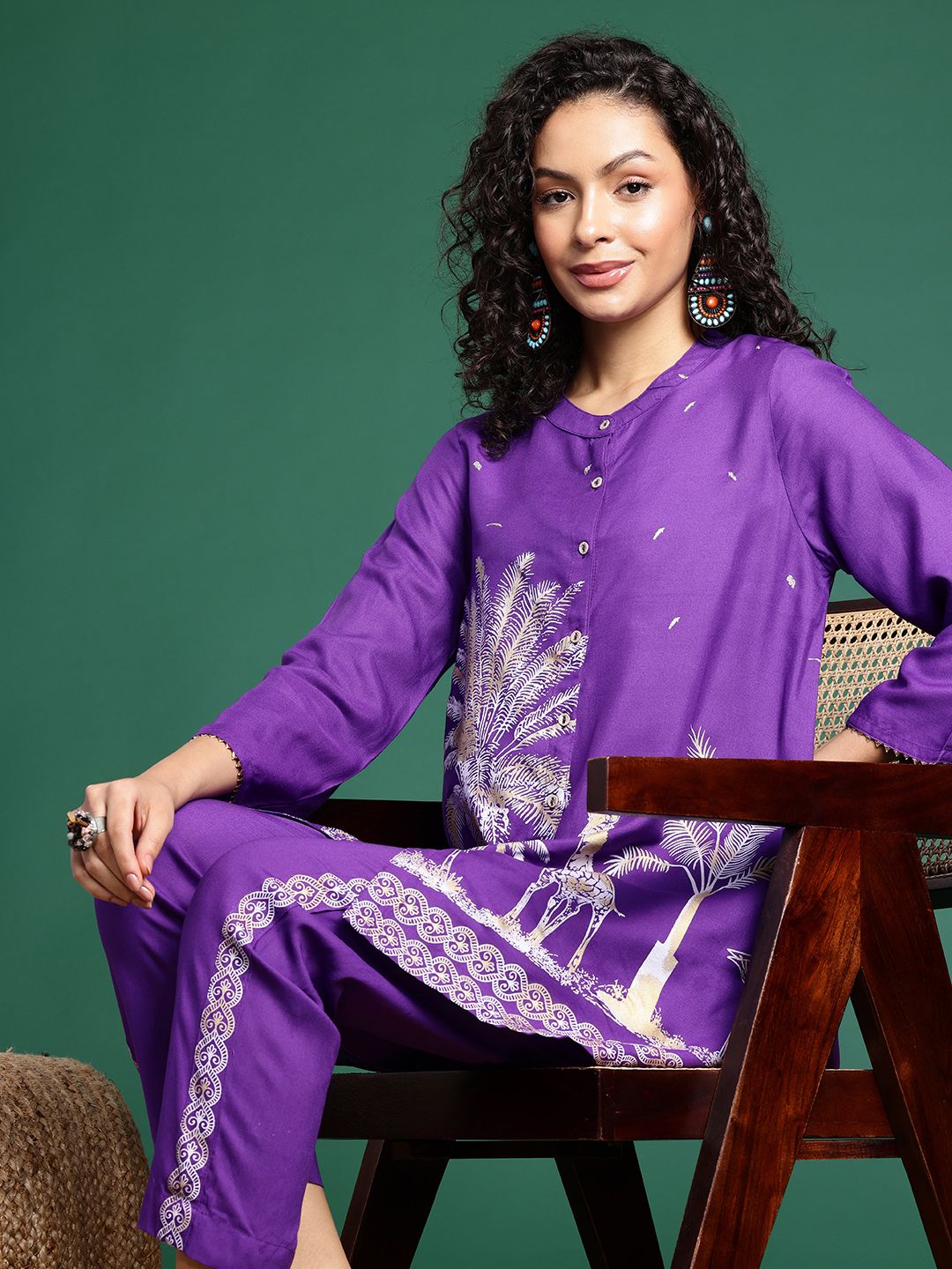Sangria Ethnic Motifs Printed Gotta Patti Ethnic Kurti With Trousers - Distacart