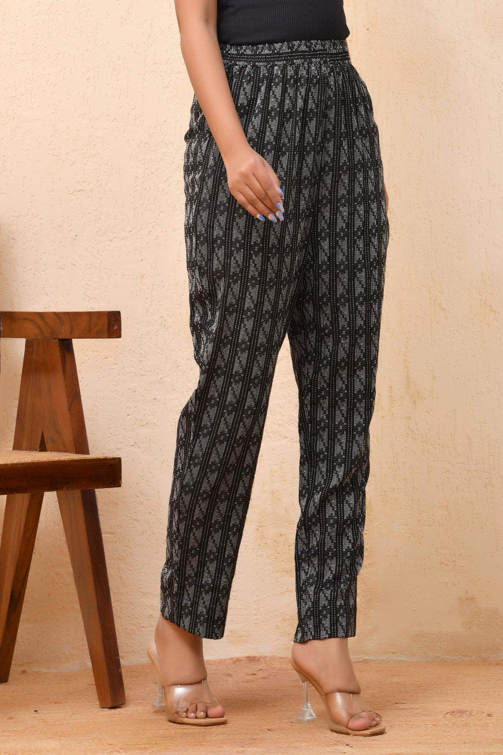 Vaasva Women Dobby Straight Pants - Distacart