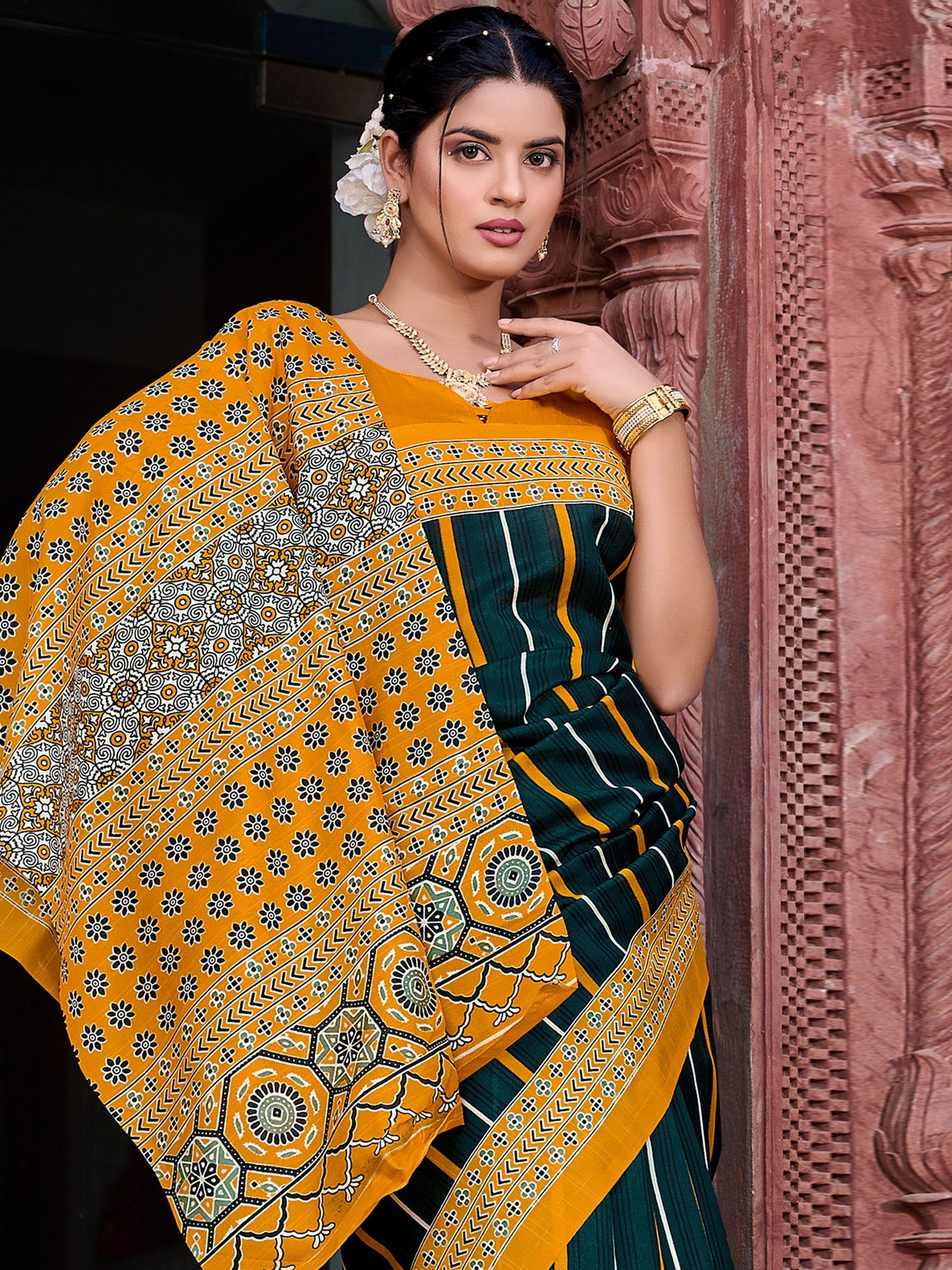 NOZ2TOZ Women's Bhagalpuri Silk Dark Green Printed Designer Saree With Blouse Piece - Distacart