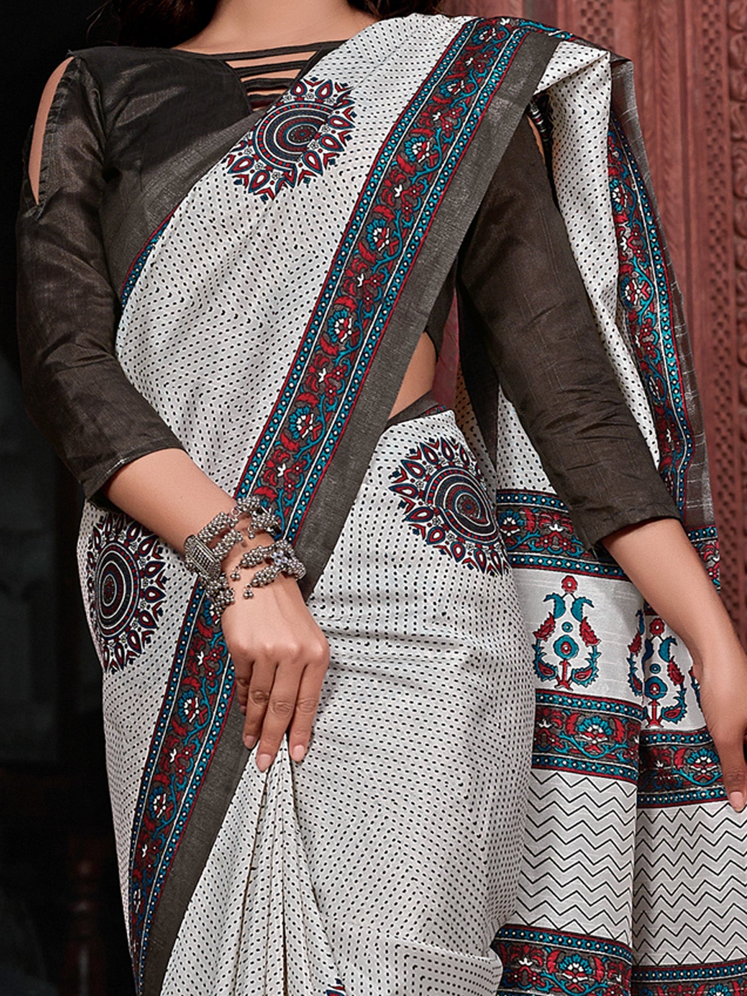 NOZ2TOZ Women's Bhagalpuri Silk Off White Printed Designer Saree With Blouse Piece - Distacart