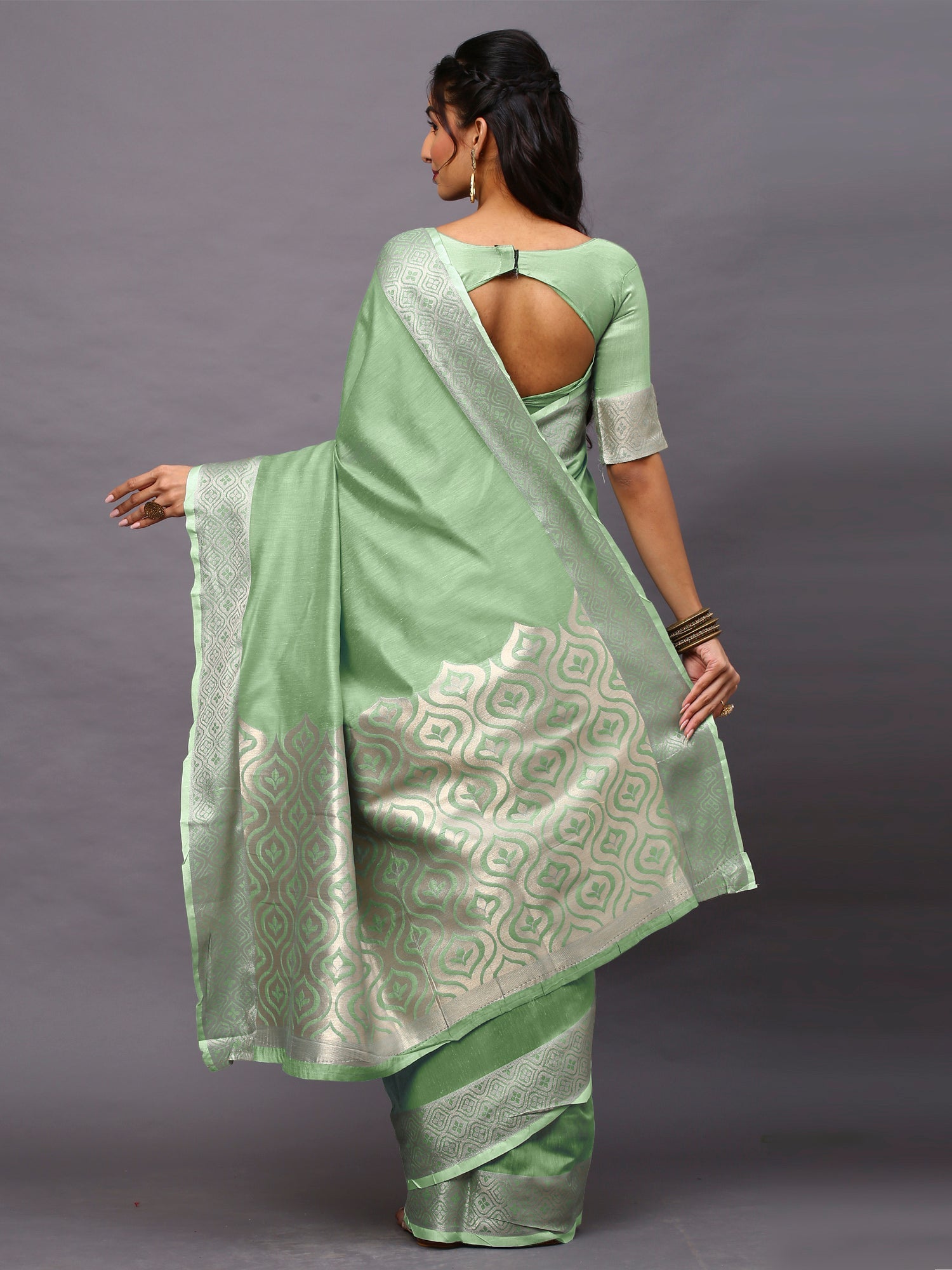 NOZ2TOZ Women's Linen Blend Green Woven Design Designer Saree With Blouse Piece - Distacart