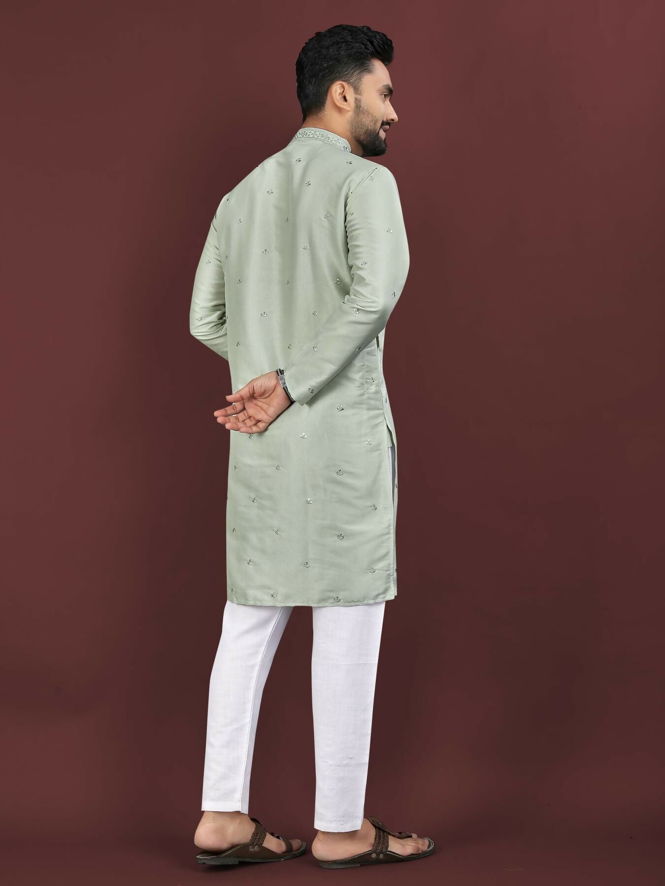 Anaita Green Embroidered Silk Straight Kurta - Distacart