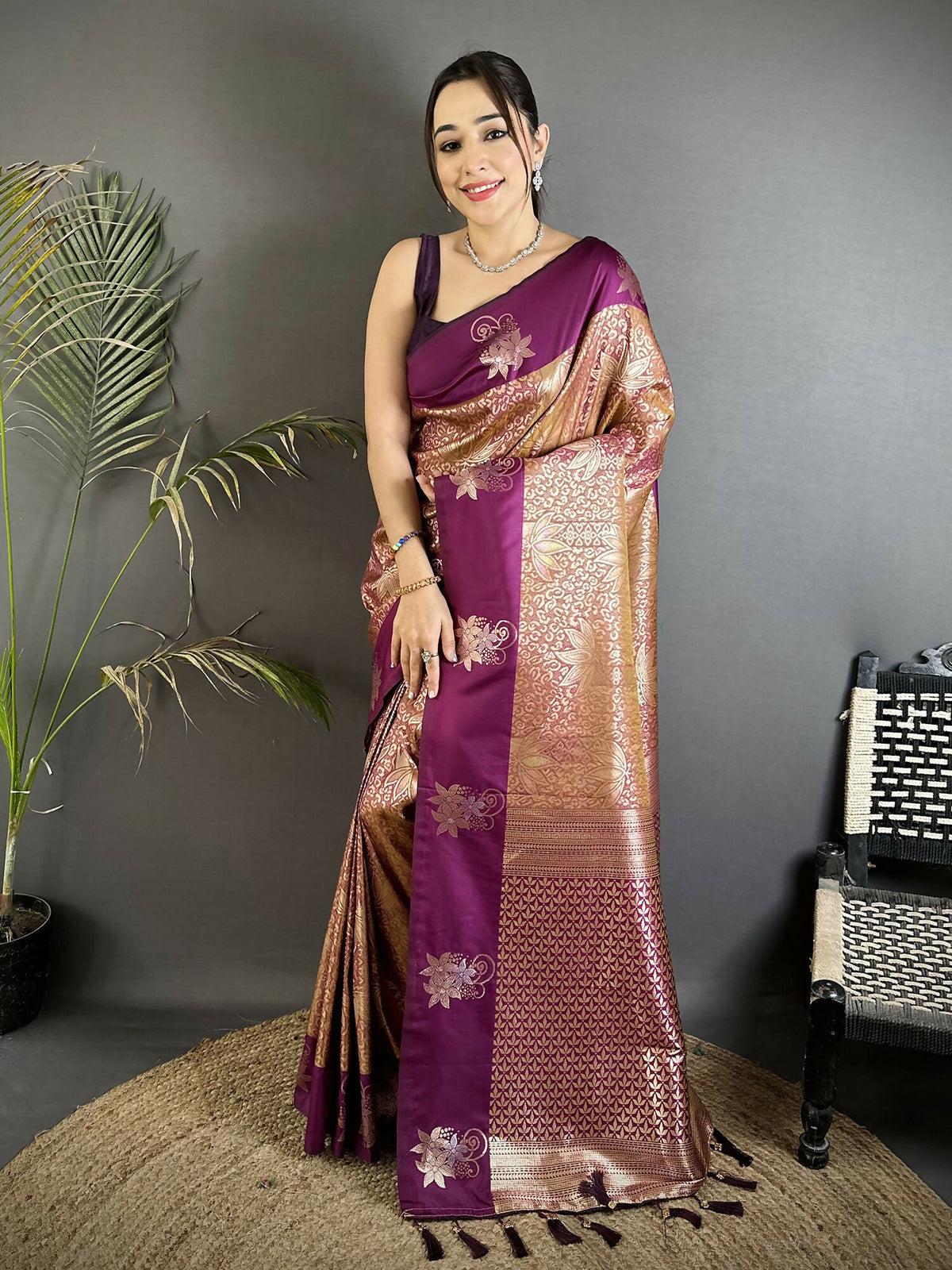 Joban Fashion Wine Intricate Zari Weaving Soft Silk Dharmavaram Saree - Dista