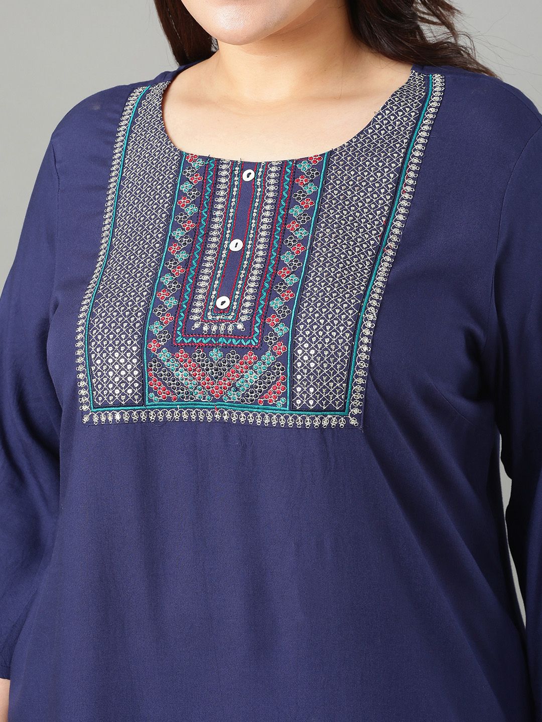 Sztori Plus Size Floral Yoke Design Sequinned Straight Kurta - Distacart