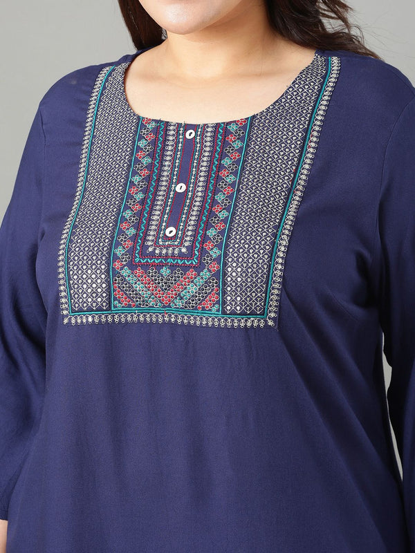 Sztori Plus Size Floral Yoke Design Sequinned Straight Kurta