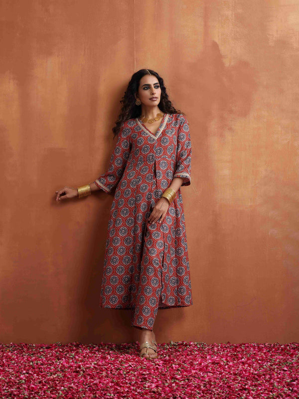 trueBrowns Rust Ajrak Print Slit Kurta Set - Distacart