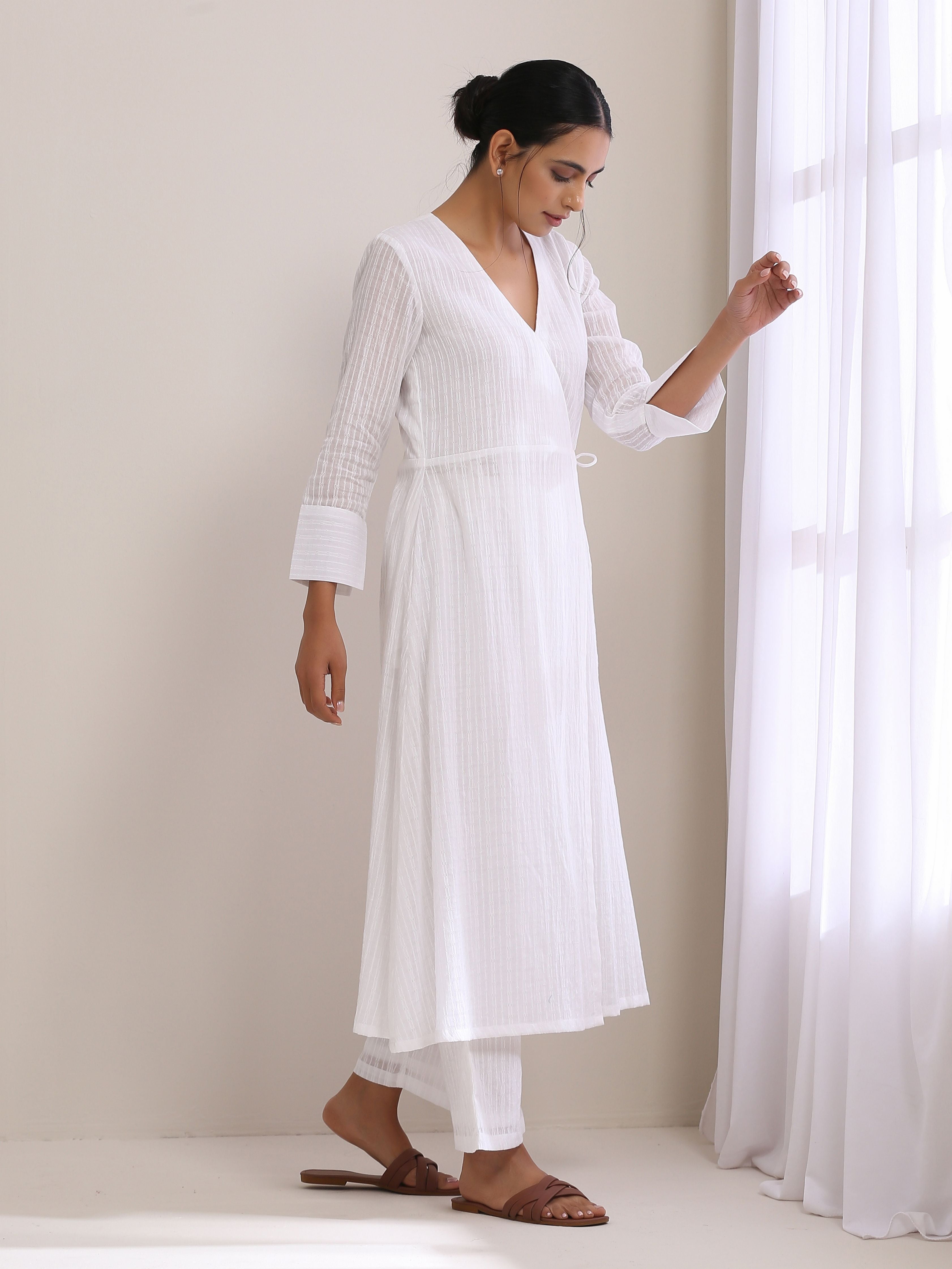 trueBrowns White Dobby Angrakha Kurta Pant Set - Distacart