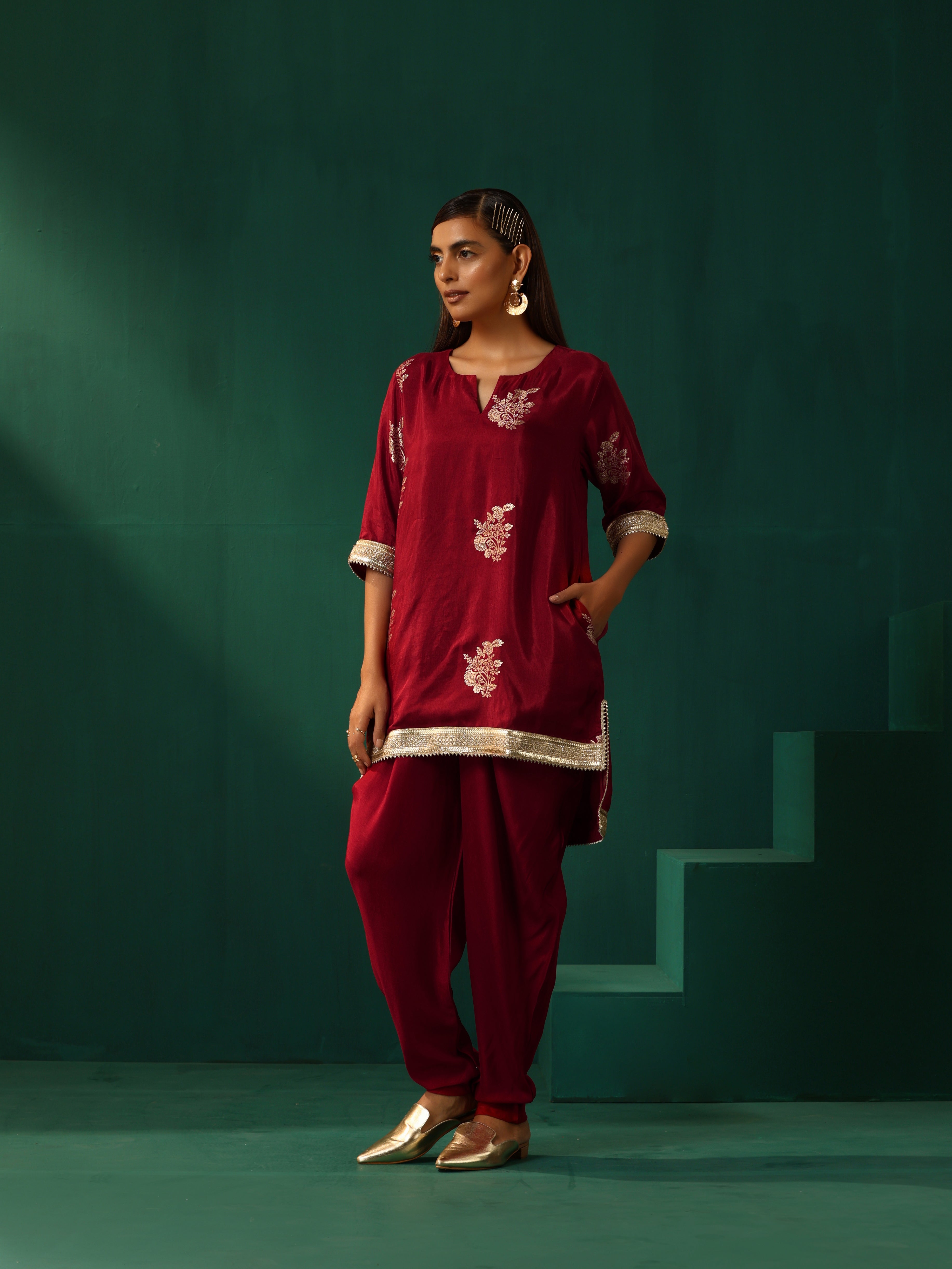 trueBrowns Maroon Floral Viscose Silk High Low Co-ord Set - Distacart