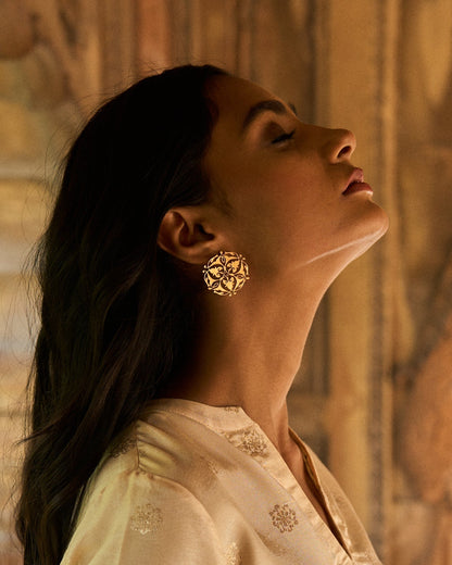 trueBrowns Gold-Polished Leaf Earrings - Distacart