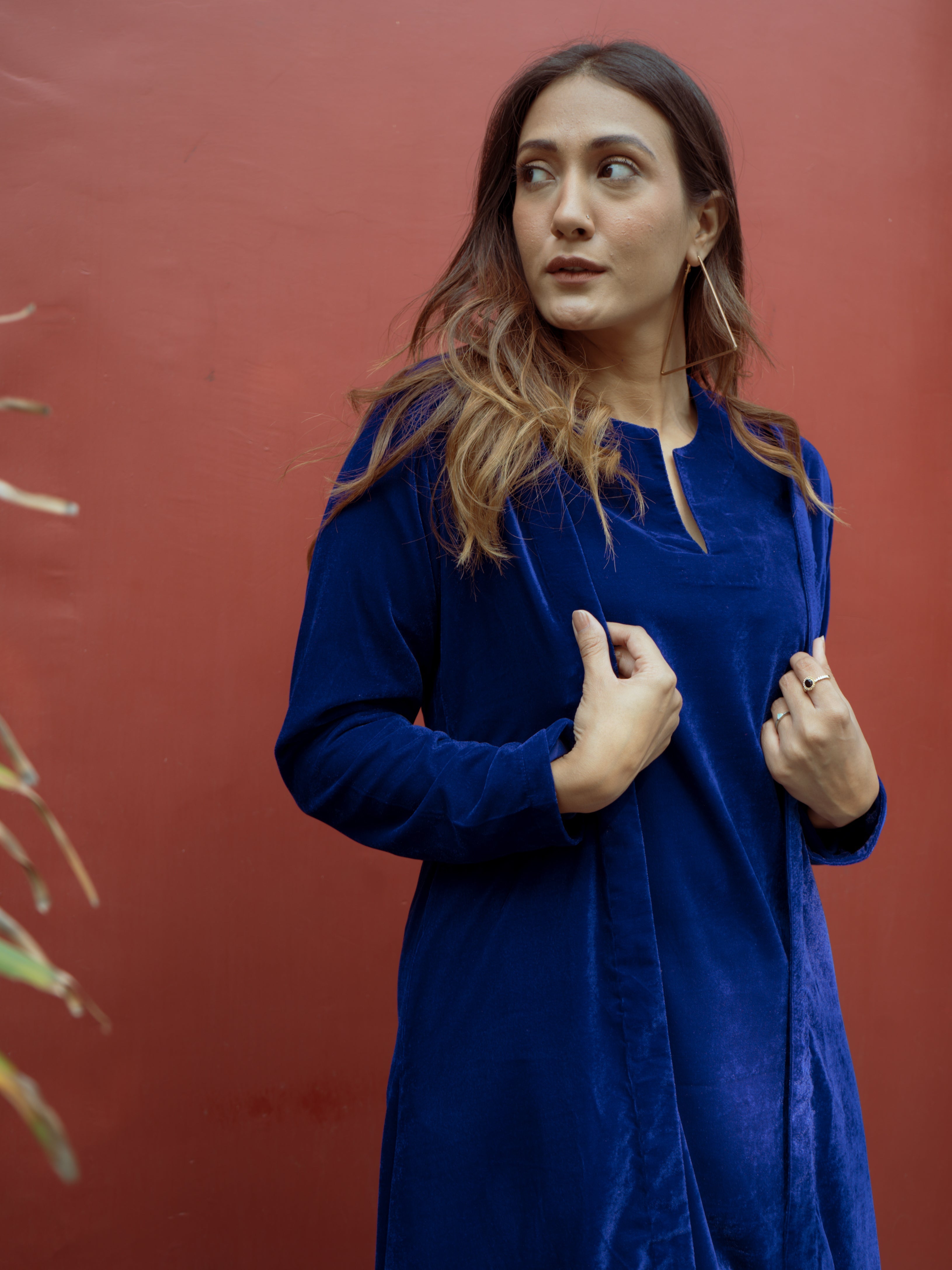 trueBrowns Blue Solid Velvet Overlay Jacket - Distacart