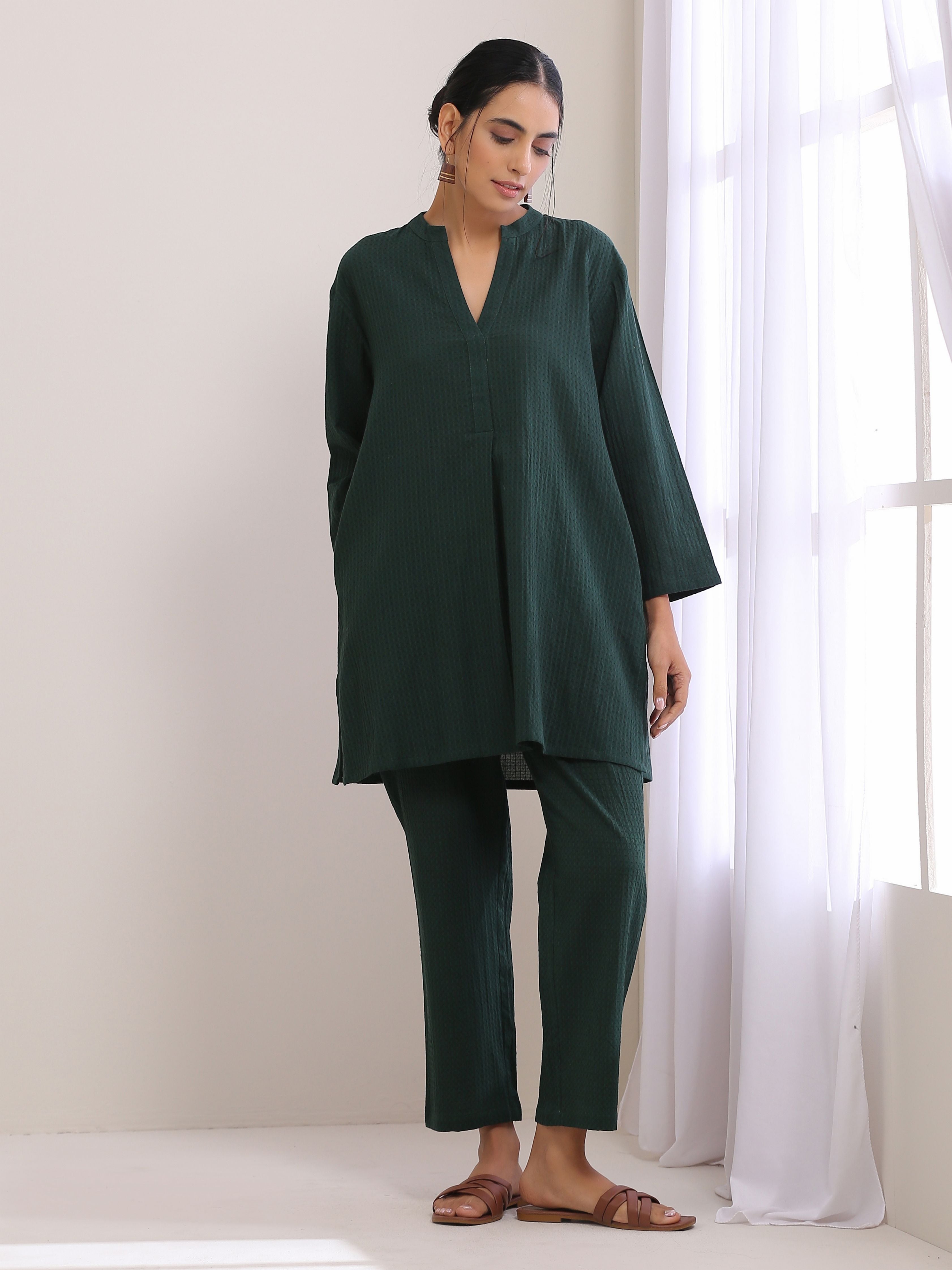 trueBrowns Dark Green Dobby Relaxed Fit Co-Ord Set - Distacart