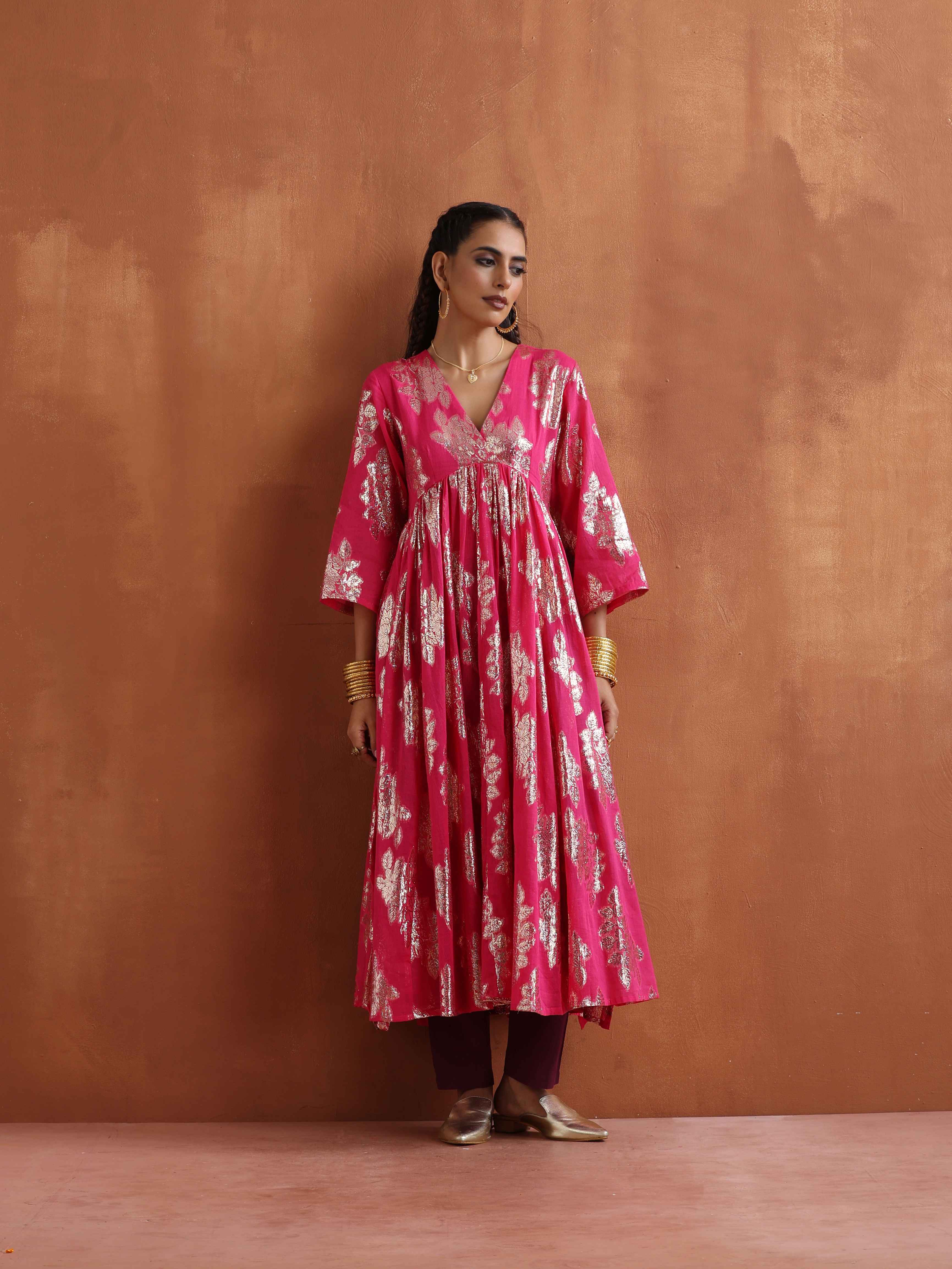 trueBrowns Pink Metallic Flared Anarkali Kurta Set - Distacart