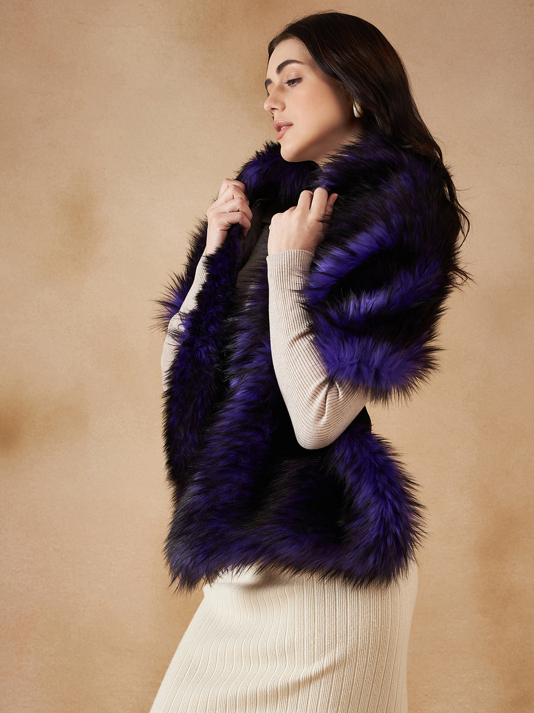 InWeave Purple Black Faux Fur Cape - Distacart