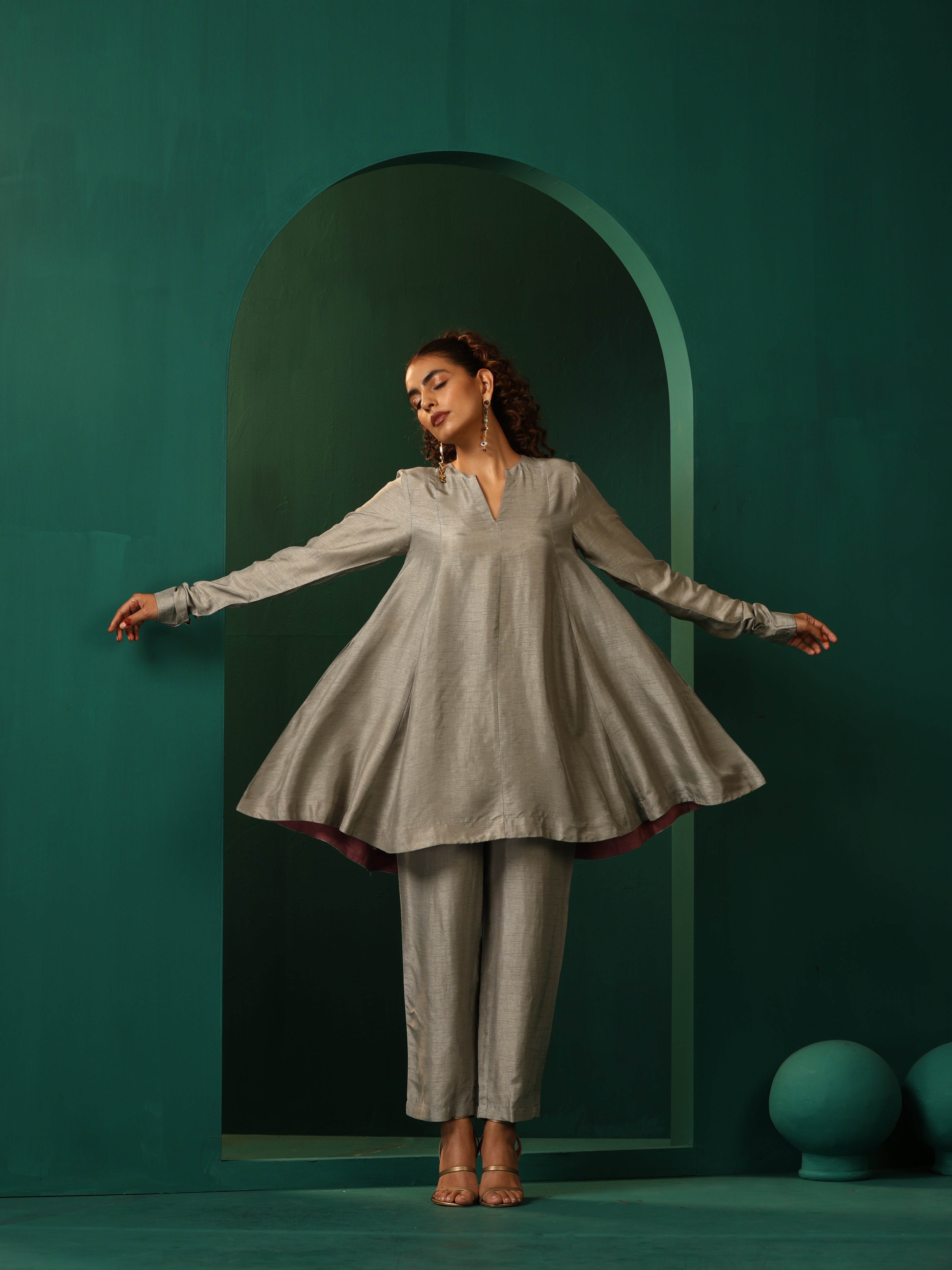 trueBrowns Grey Silk Flared Co-ord Set - Distacart