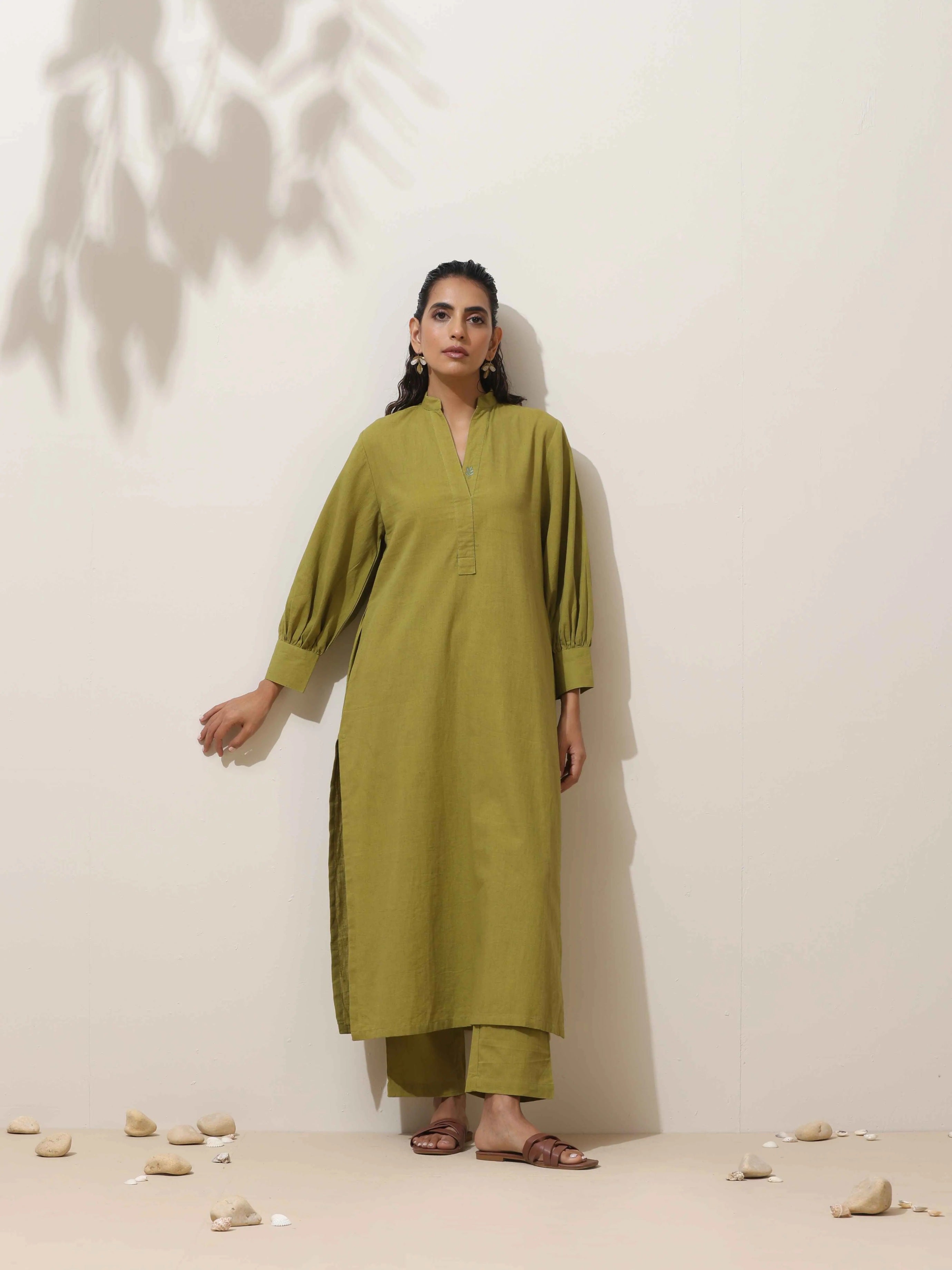 trueBrowns Pear Green Cotton Linen Kurta Pant Set - Distacart