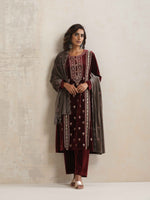 Thumbnail for trueBrowns Maroon Velvet Embroidered Kurta Pant Dupatta Set