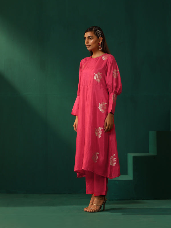 trueBrowns Pink Floral Viscose Silk Round Neck Puff Sleeve Kurta Pant Set - Distacart